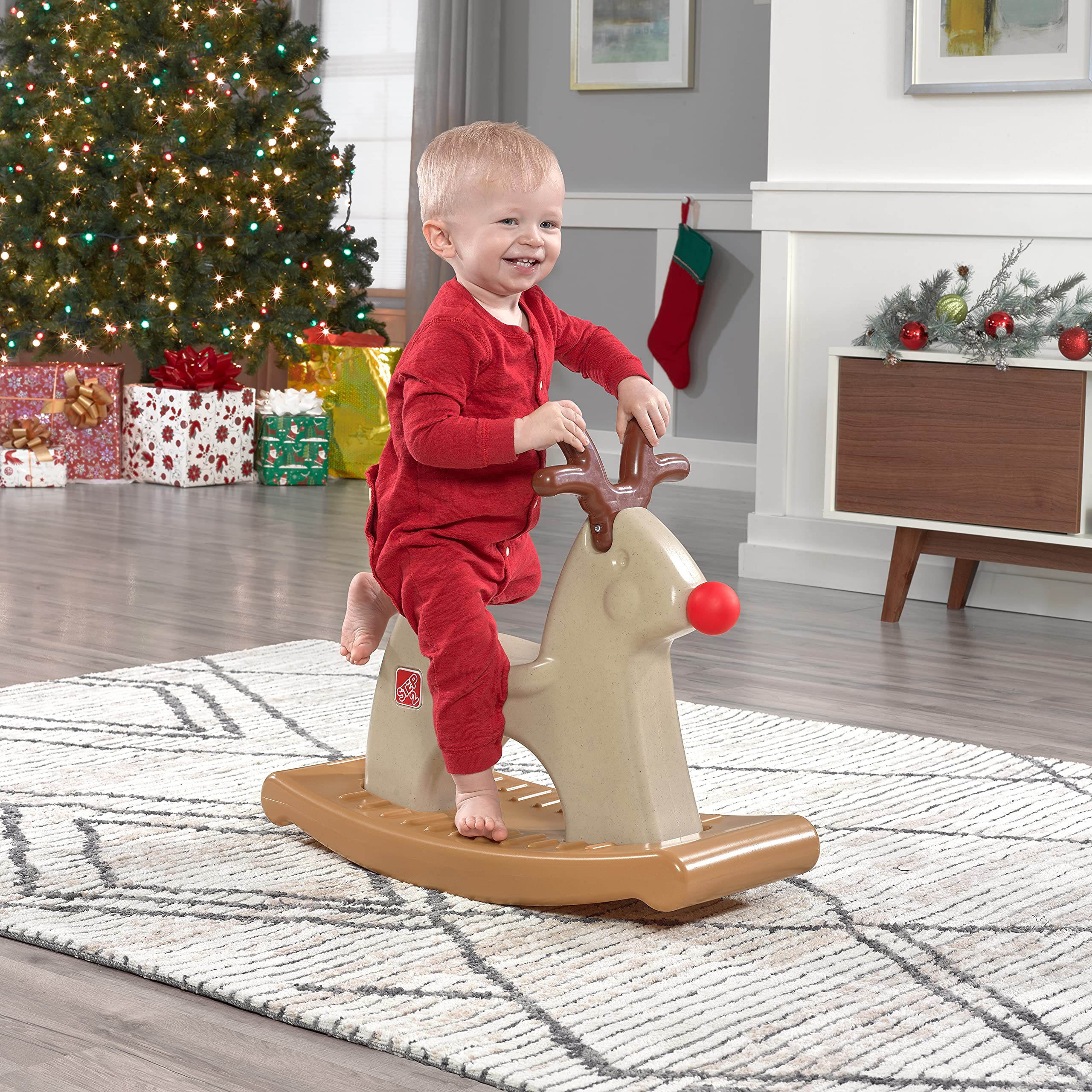 Step2 Rudolph the Rocking Reindeer Rentier | Schaukelpferd aus Kunststoff | Spielzeug aus Kunststoff für Kinder ab 12 Monate