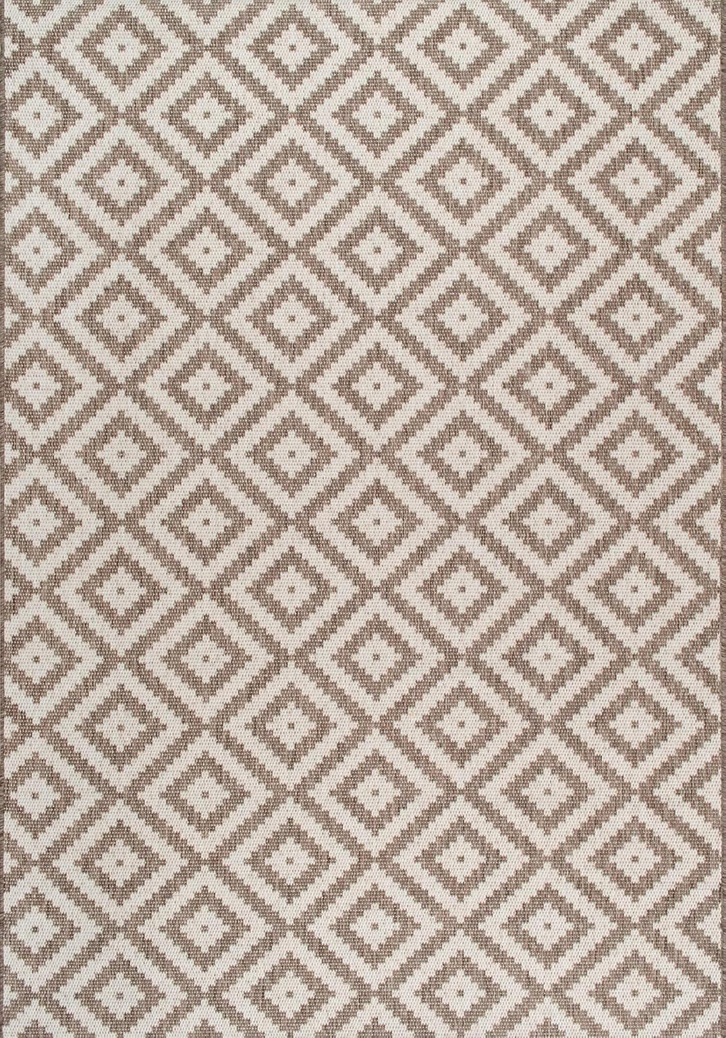 Beige Geometric Diamond Trellis 5'3" x 7'6" Synthetic Area Rug