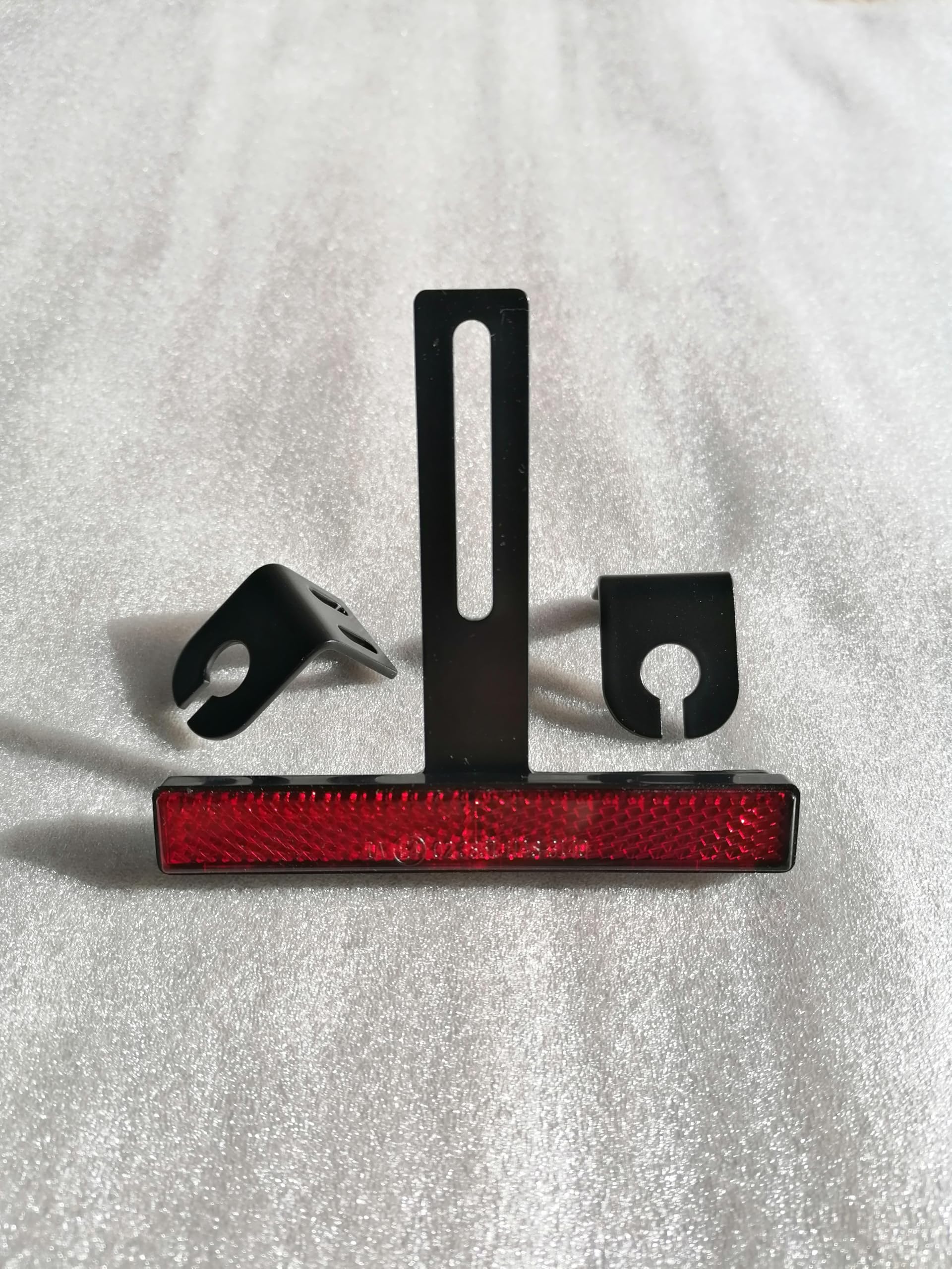 Kennzeichenhalter GroFaTec kompatibel mit Kawasaki z650 Ninja 650 17-26 EVO Set Kennzeichenträger Nummernschild kurzes Heck Heckumbau Porta Targa Z650 OEM Blinker