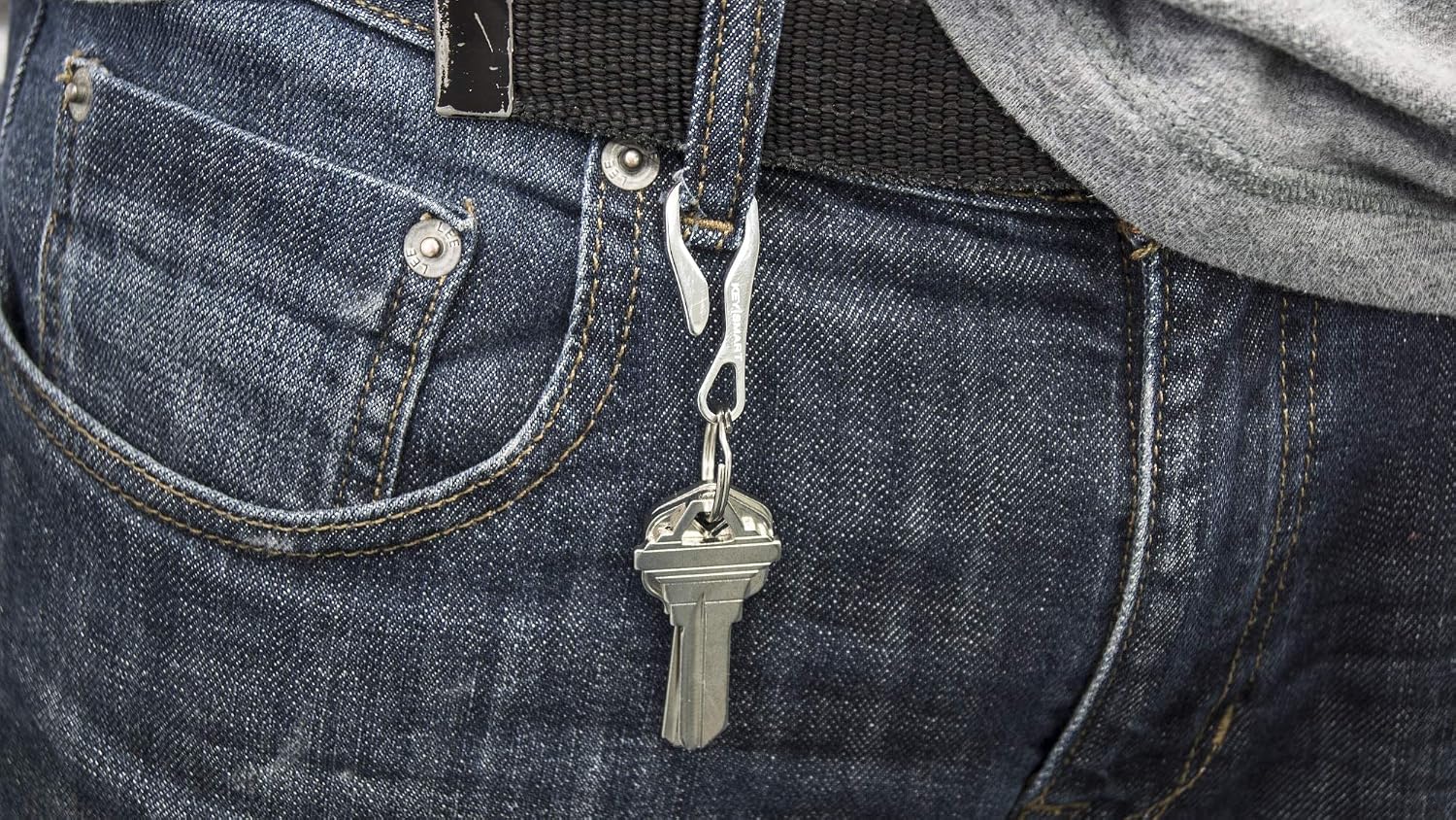 KeySmart Key Dangler - Clip Your KeySmart to Anything (Stainless Steel, Regular Size)
