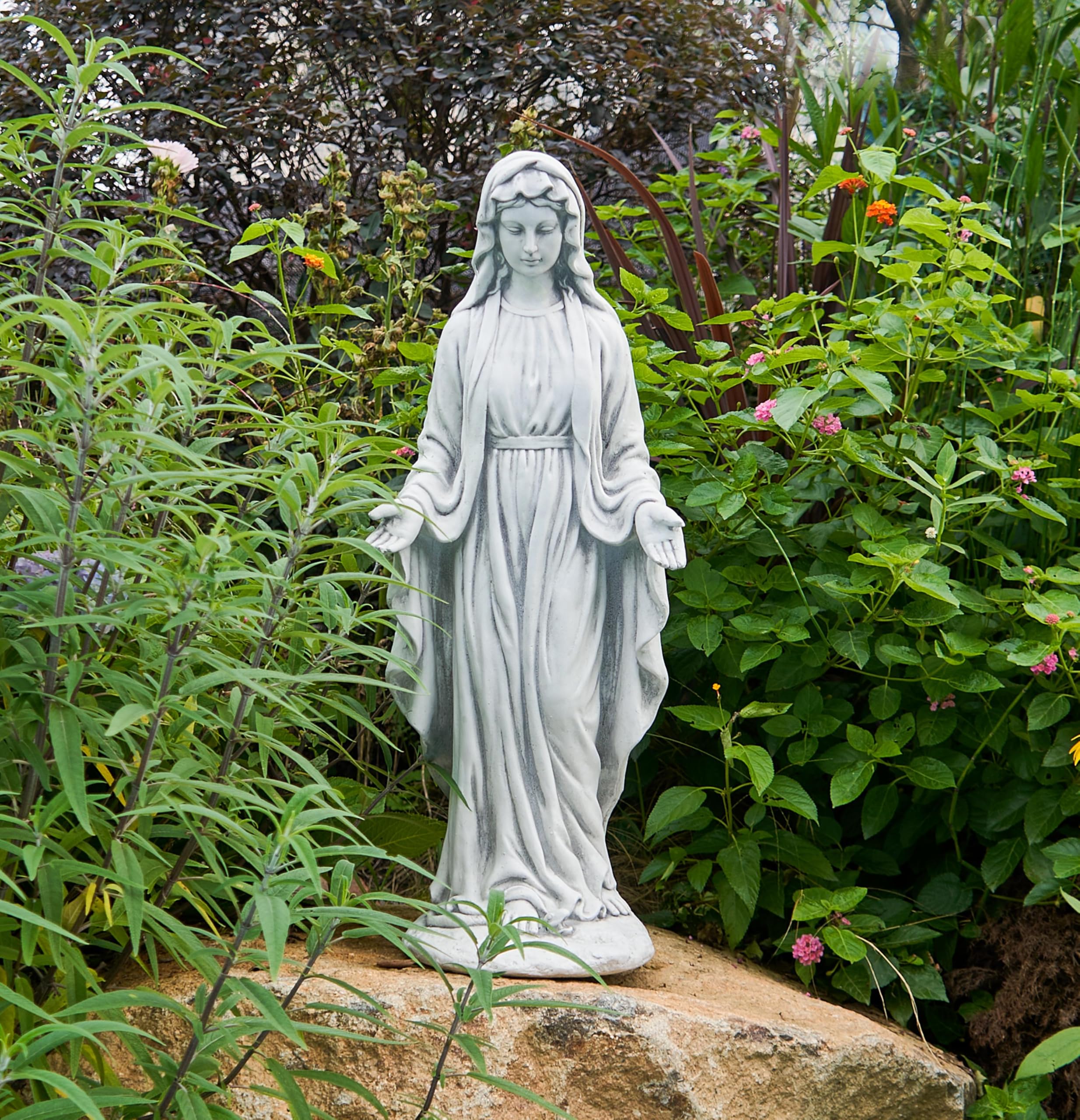 Giant - Mary What The Heck Is … That 30-Foot Virgin Mary Statue On I-80