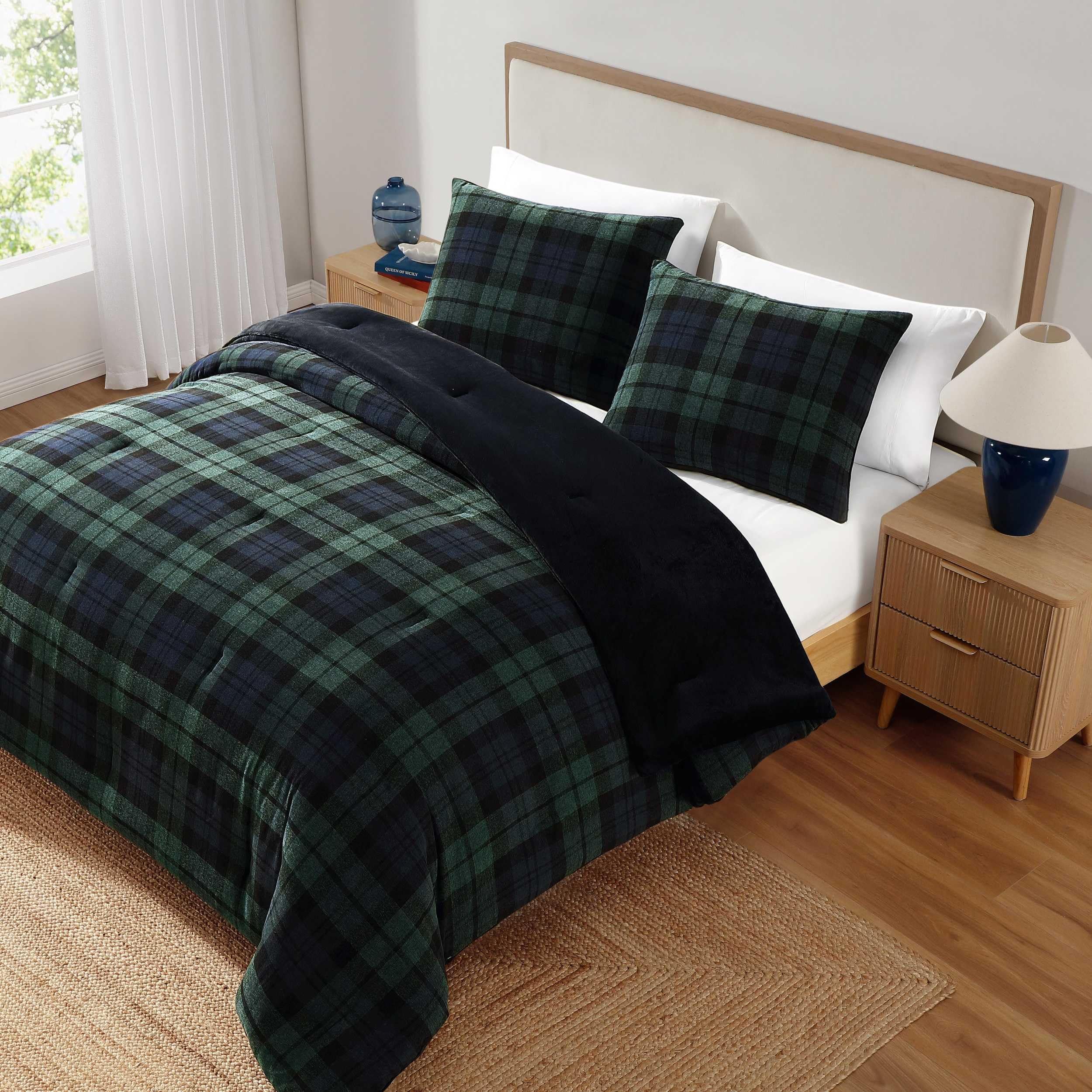 Tommy Hilfiger Edinburgh Tartan Blue - Queen Comforter Set With Shams, Reversible Plush Bedding