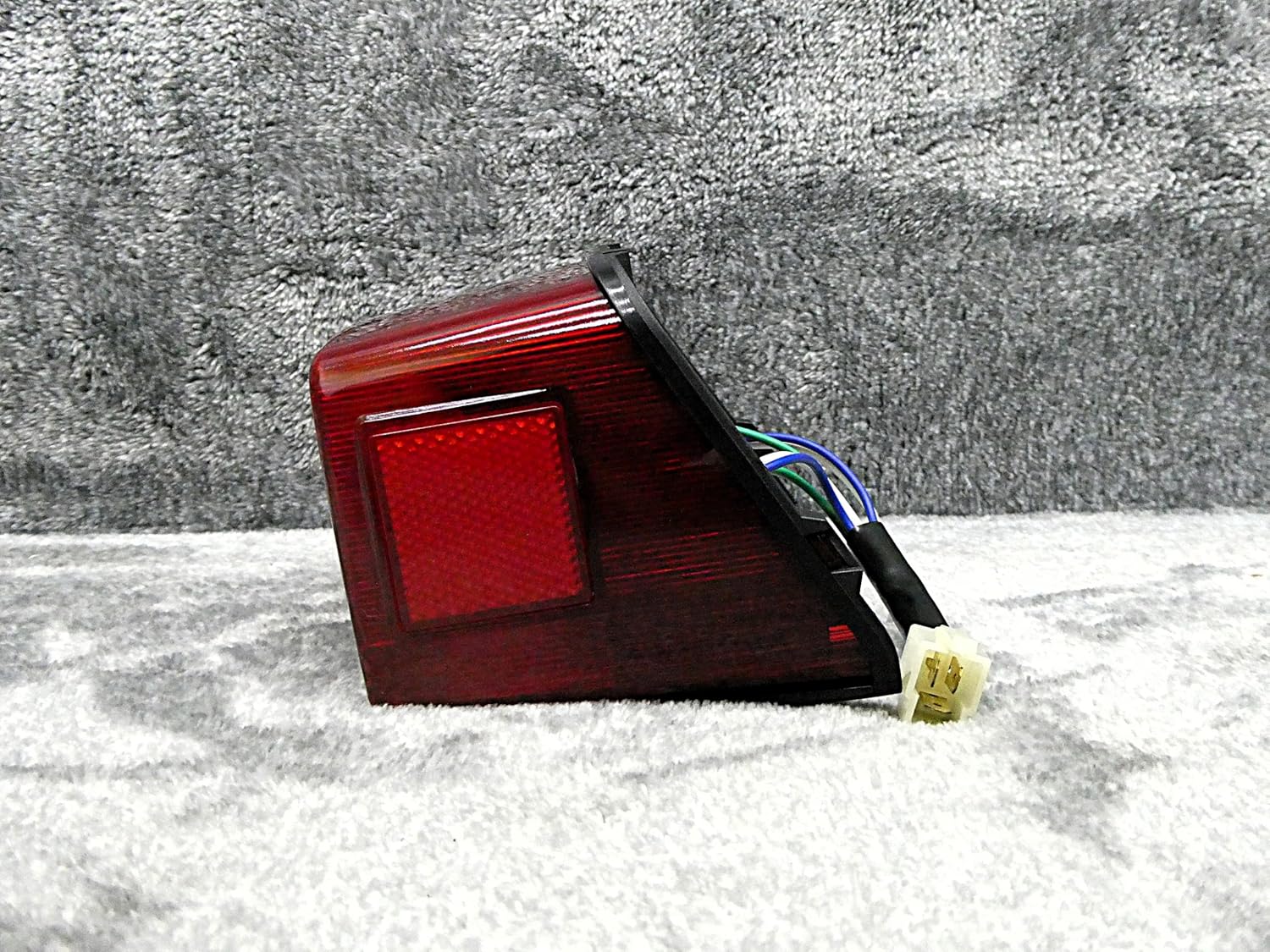 xj400 xj550赤テールランプ XJ400 テールランプ 赤/レッド テールライト ユニットASSY 純正