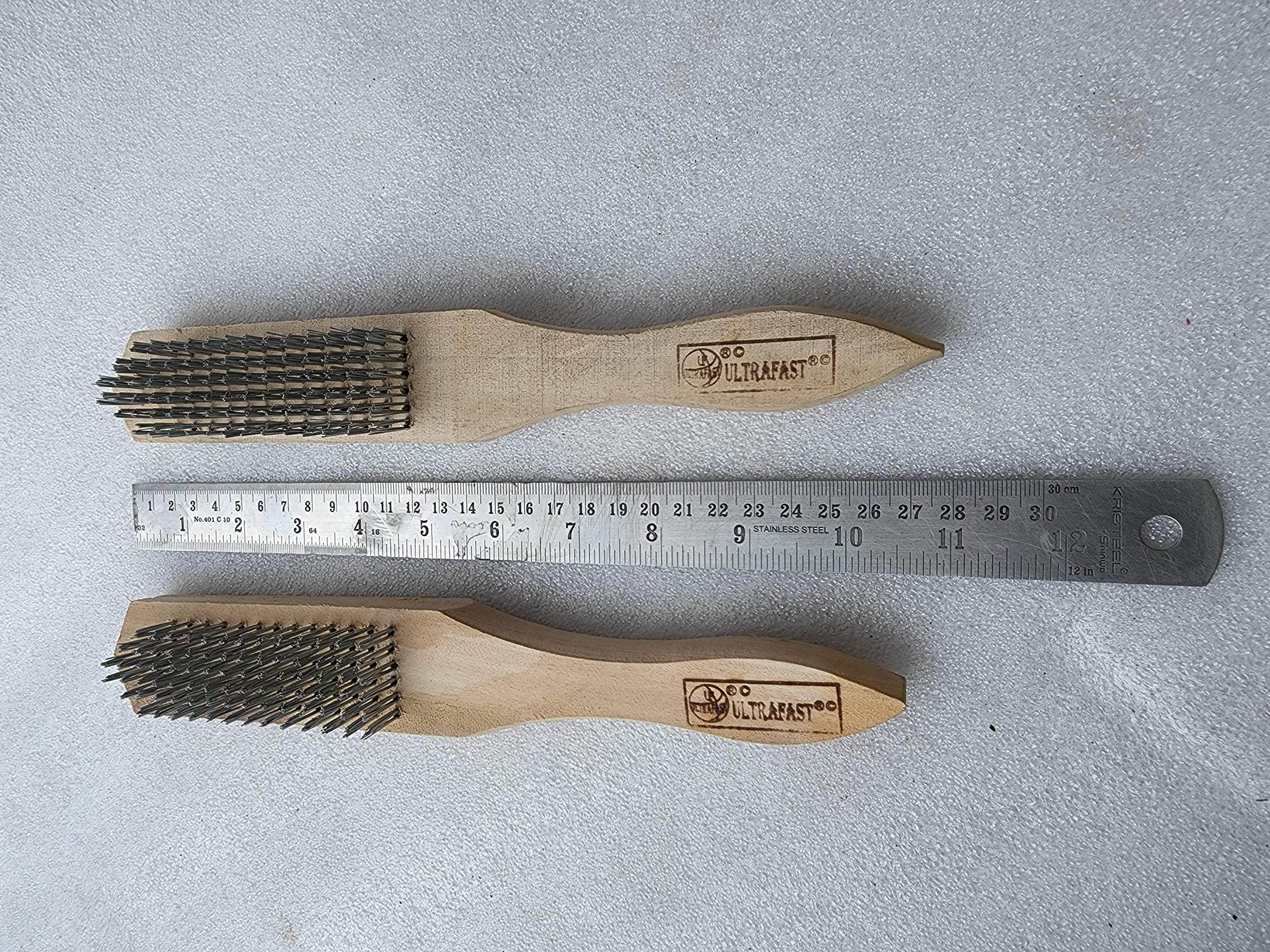 FTE Cleaning Metal Wire Brush (Size 29x5x4 cm) A Set of 2 Pieces