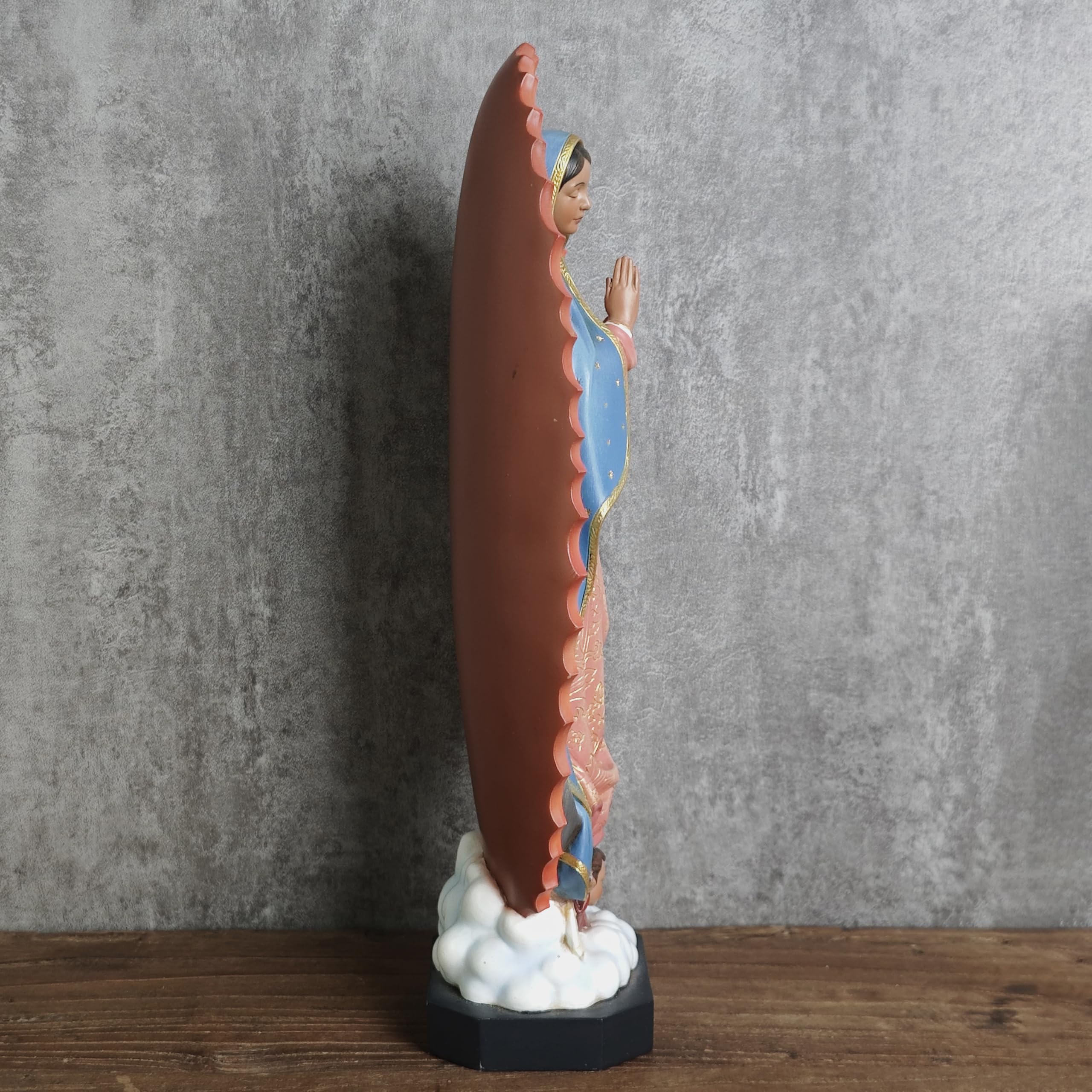 Buildclassic Statue catholique Notre-Dame de Guadalupe, figurine de Vierge de Guadalupe, cadeau religieux pour la fête des mères, décoration d'intérieur inspirante, 27,2 cm de haut, sculpture peinte à