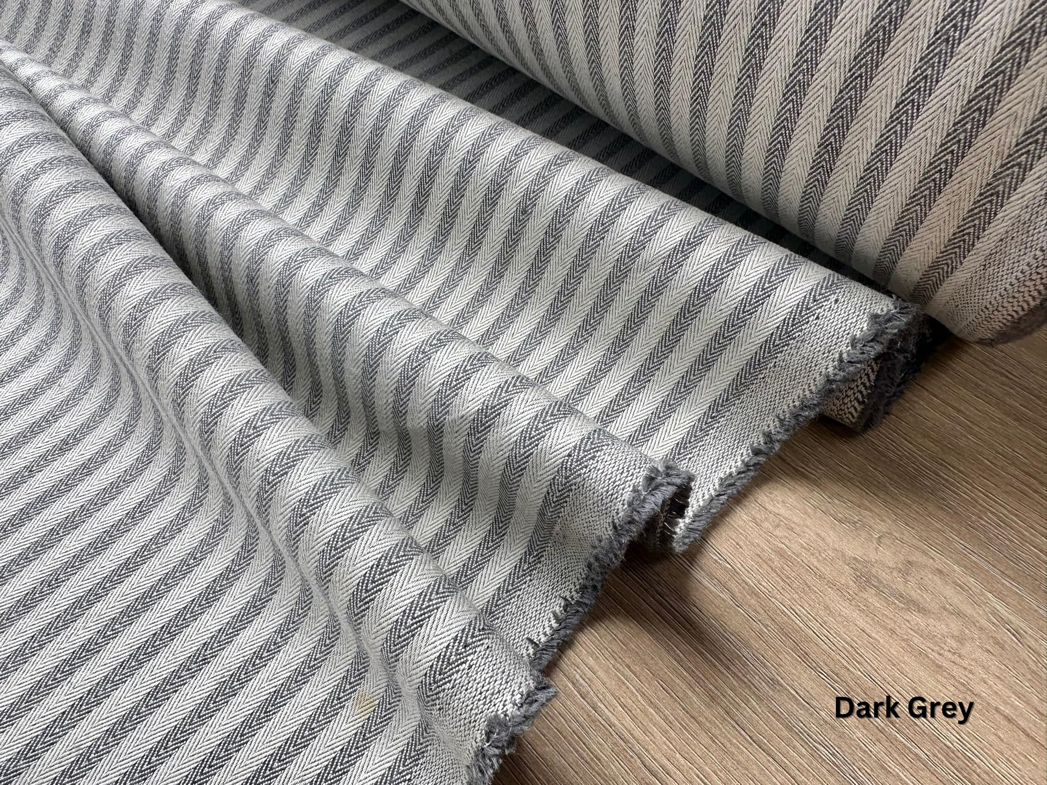 Tissu à chevrons effet lin 5 mm pour coussin à rayures crème pour décoration d'intérieur, couture – 328 cm extra large – vendu au mètre (gris foncé)