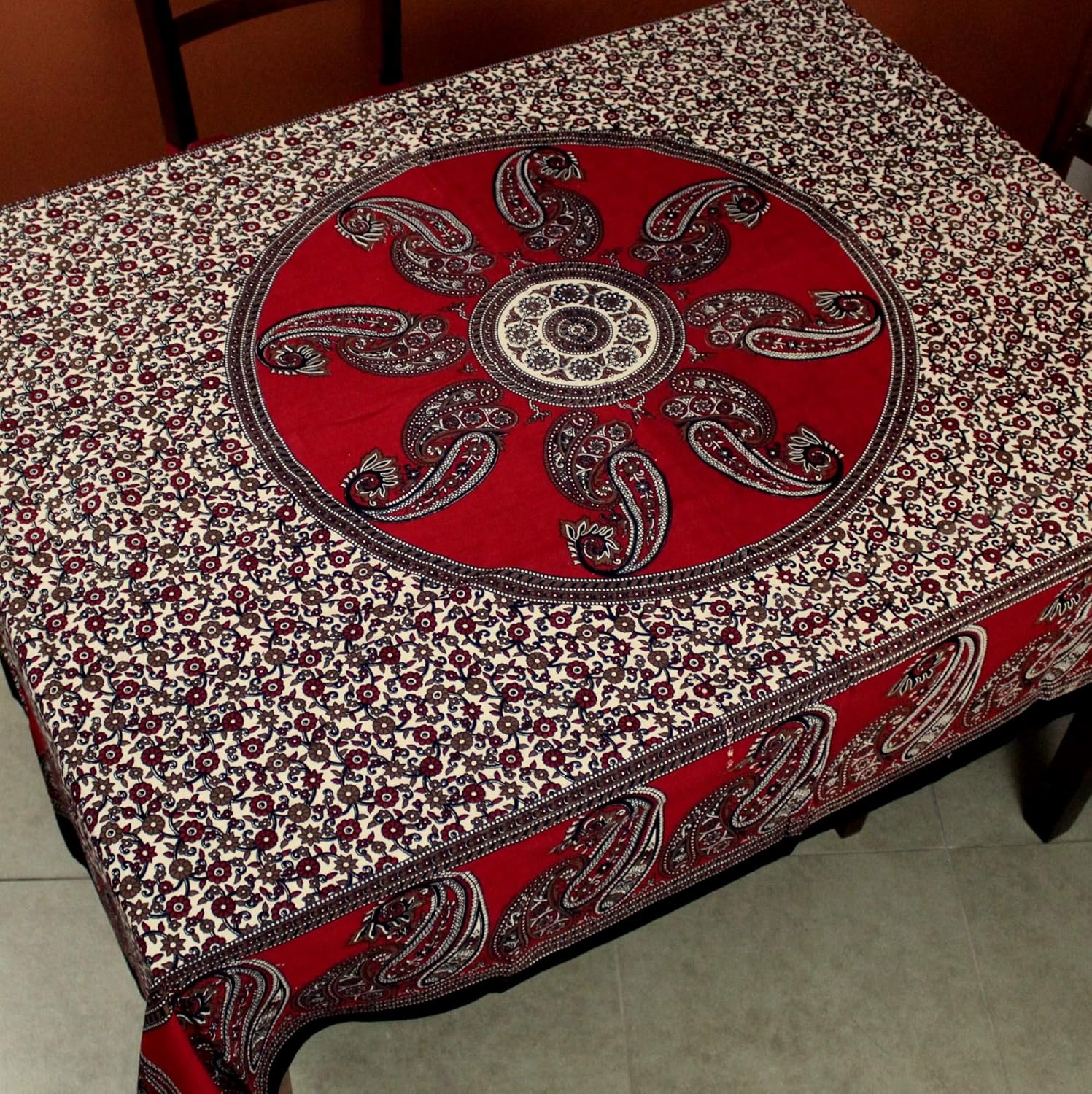 Cotton Paisley Print Floral Tablecloth Rectangular Table Linen Beach Sheet Beach Throw Thin Bedsheet Bedspread (Deep Red, 60 x 90 inches)