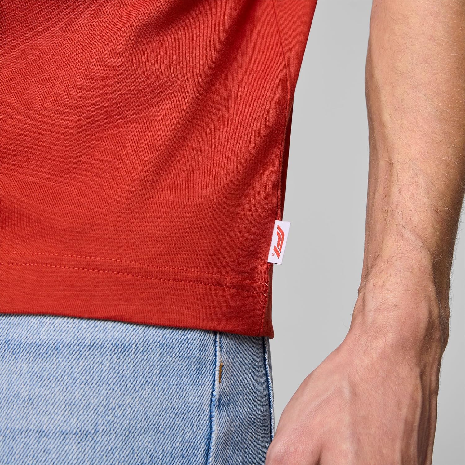 Formula 1 Heritage Logo Tshirt - Image 7