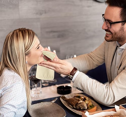 Vista 93 de Utopia Home Paquete de 24 servilletas de tela de 18 x 18 pulgadas, bordes con dobladillo 100% poliéster, lavables y reutilizables, ideales