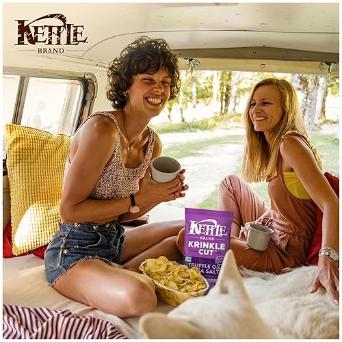 Vista 6 de Kettle Foods Patatas fritas cortadas con trufa y sal marina, 5 onzas