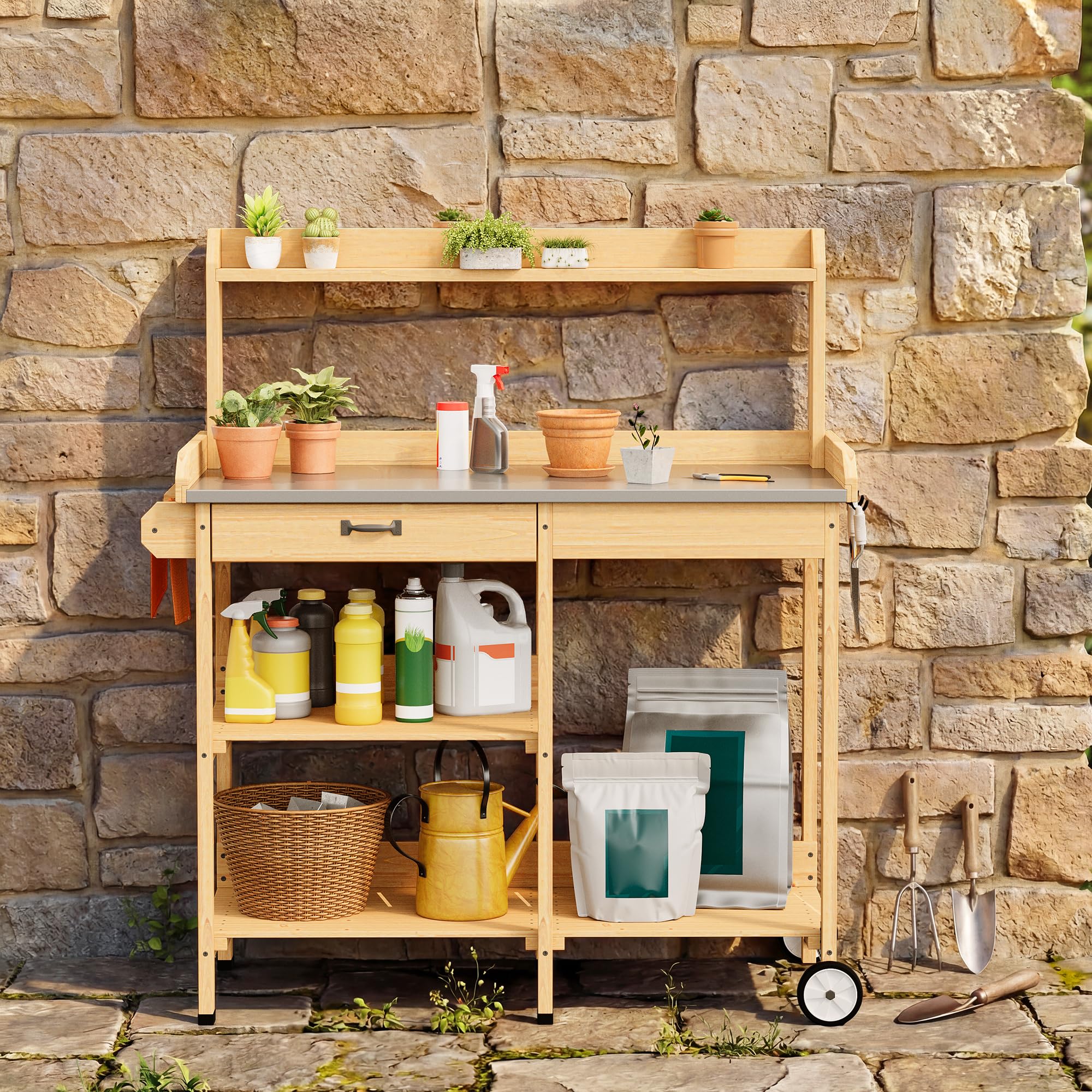 Xbro Mesa de Jardinería con Ruedas, Mesa para Plantas de Madera con Encimera de Metal Galvanizado, Cajón, Estantes y Ganchos para Balcón, Terraza, Jardín, 112 x 43 x 121 cm, (Retro)