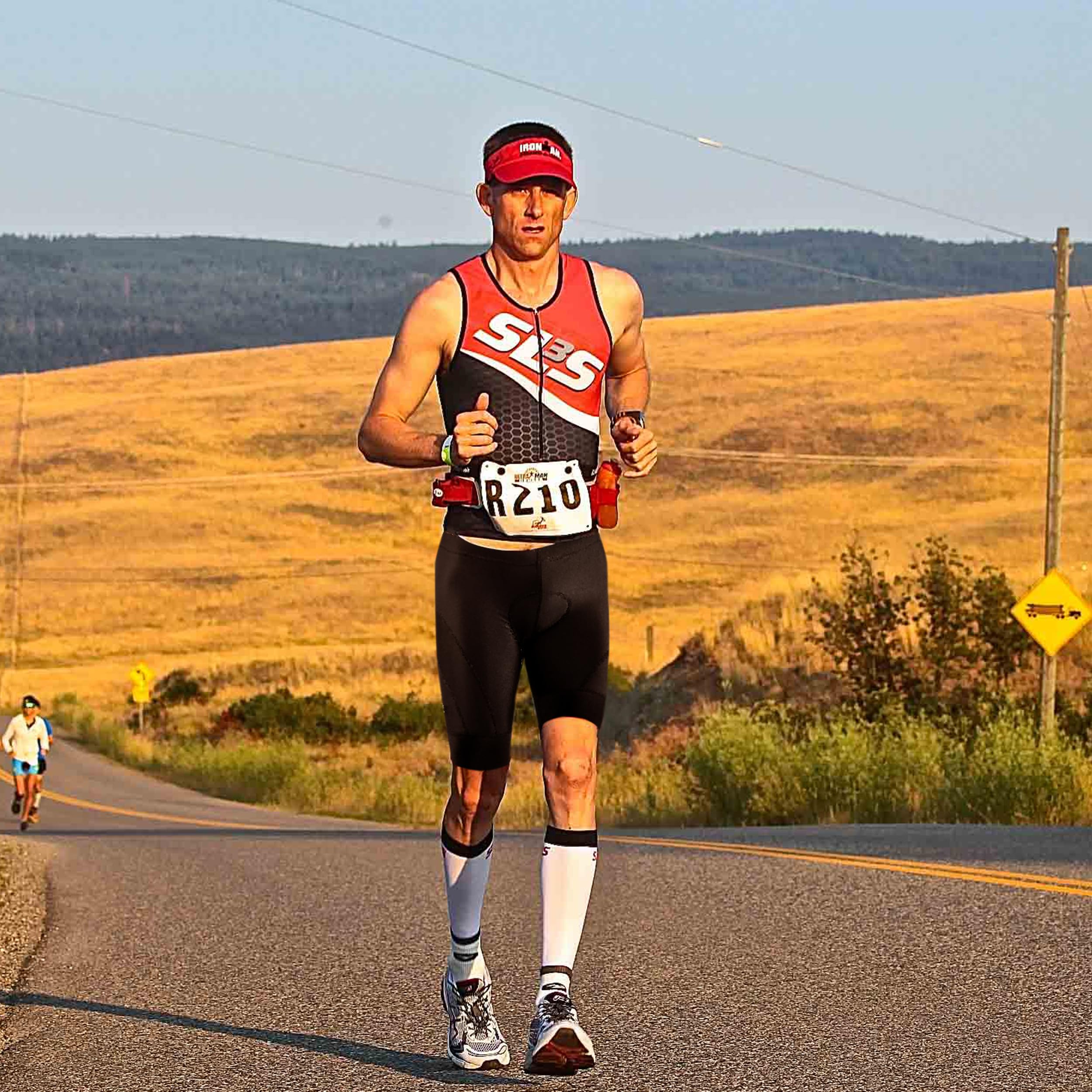 SLS3 szorty triathlonowe dla mężczyzn - męskie spodenki trójwymiarowe męskie - męskie krótkie spodenki FX Z - 1 kieszeń krótka- świetna trwałość i dopasowanie - zaprojektowane przez sportowców (czarne/niebieskie paski, małe)