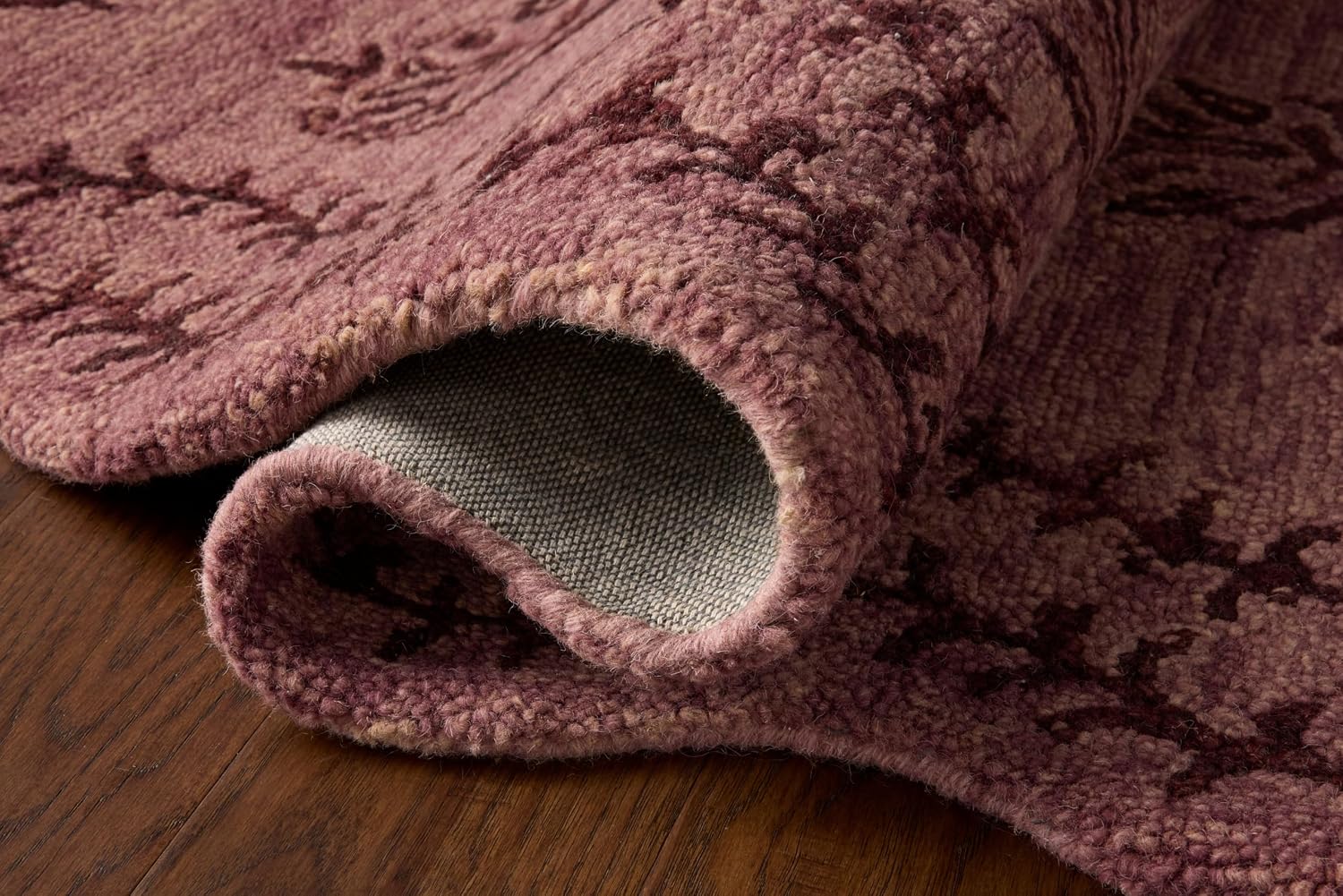 Loloi Rifle Paper Co. Lisette Collection LST-01 Plum/Dark Plum 18" x 18" Sample Rug Wool, Natural, Scallop, Wavy, Floral, Textured, Living Room, Bedroom, Dining, Carpet