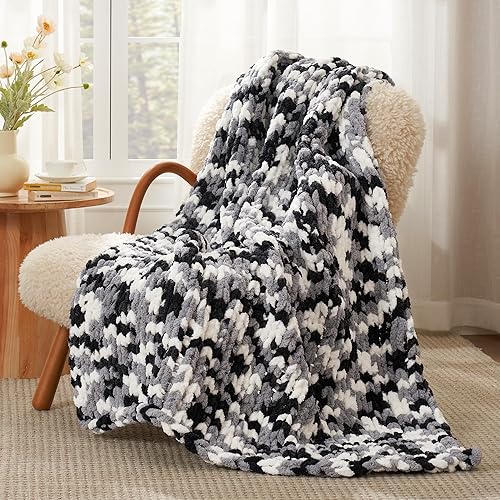 Amélie Home Chunky Knit Throw Blanket for Couch, Soft Chenille Handmade Crochet 