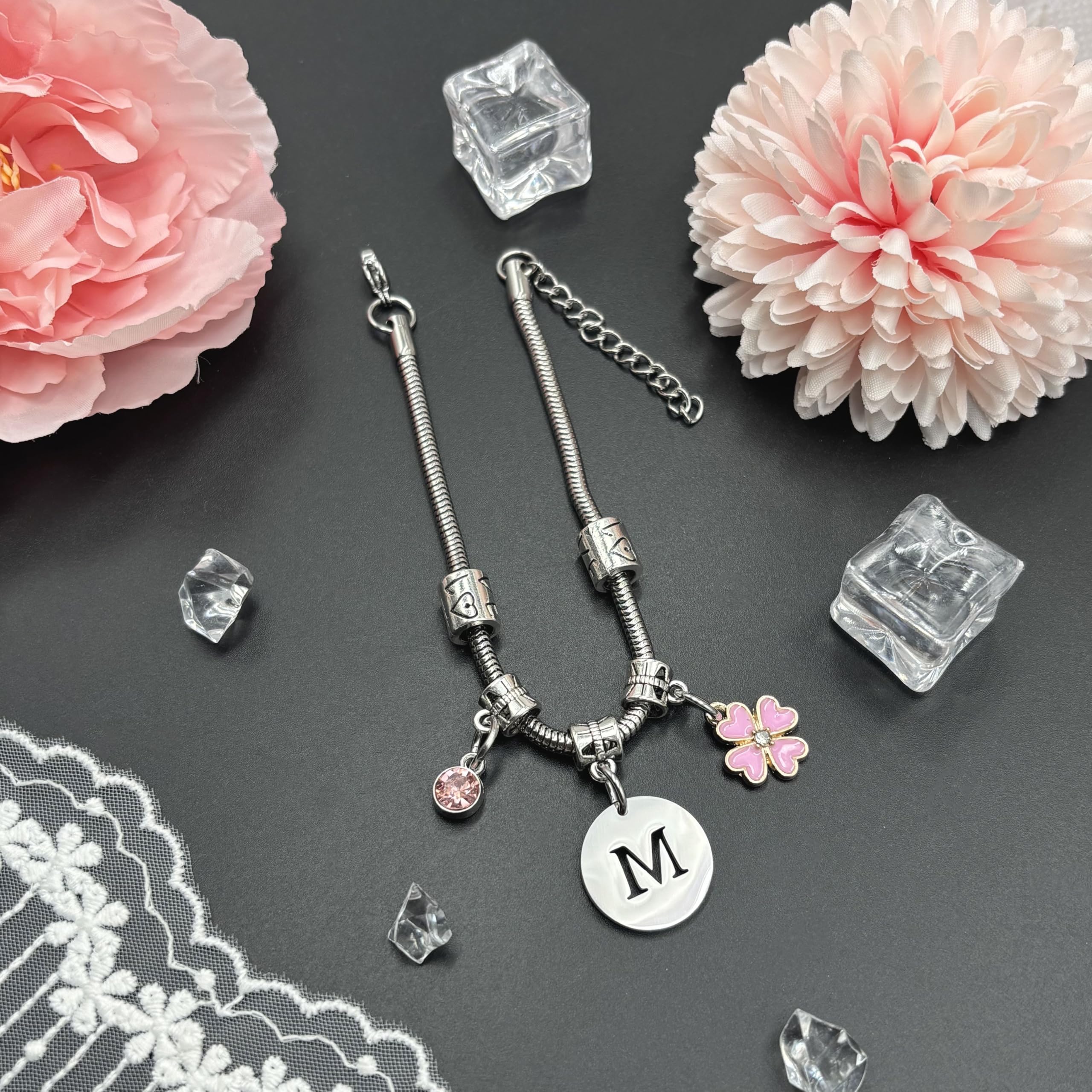 KJKJKJ A-Z 26 Lettera Iniziale Ciondolo Bracciale Donne Natale Regalo Personalizzazione Idee Regalo di Compleanno Bracciale,Figlia Sorelle Amici Amante Compleanno Natale Laurea Regalo Bracciale