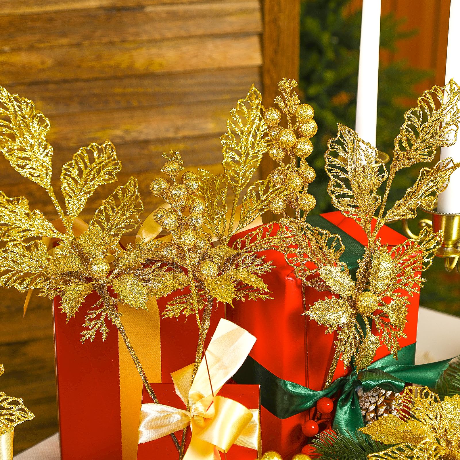 Alupssuc Künstliche Glitzer-Weihnachtsbaum-Picker, 12 Weihnachtssterne + 6 Beerenstiele + 6 Beerenblätter, Dekorationsset, für drinnen und draußen, goldfarben, 24 Stück