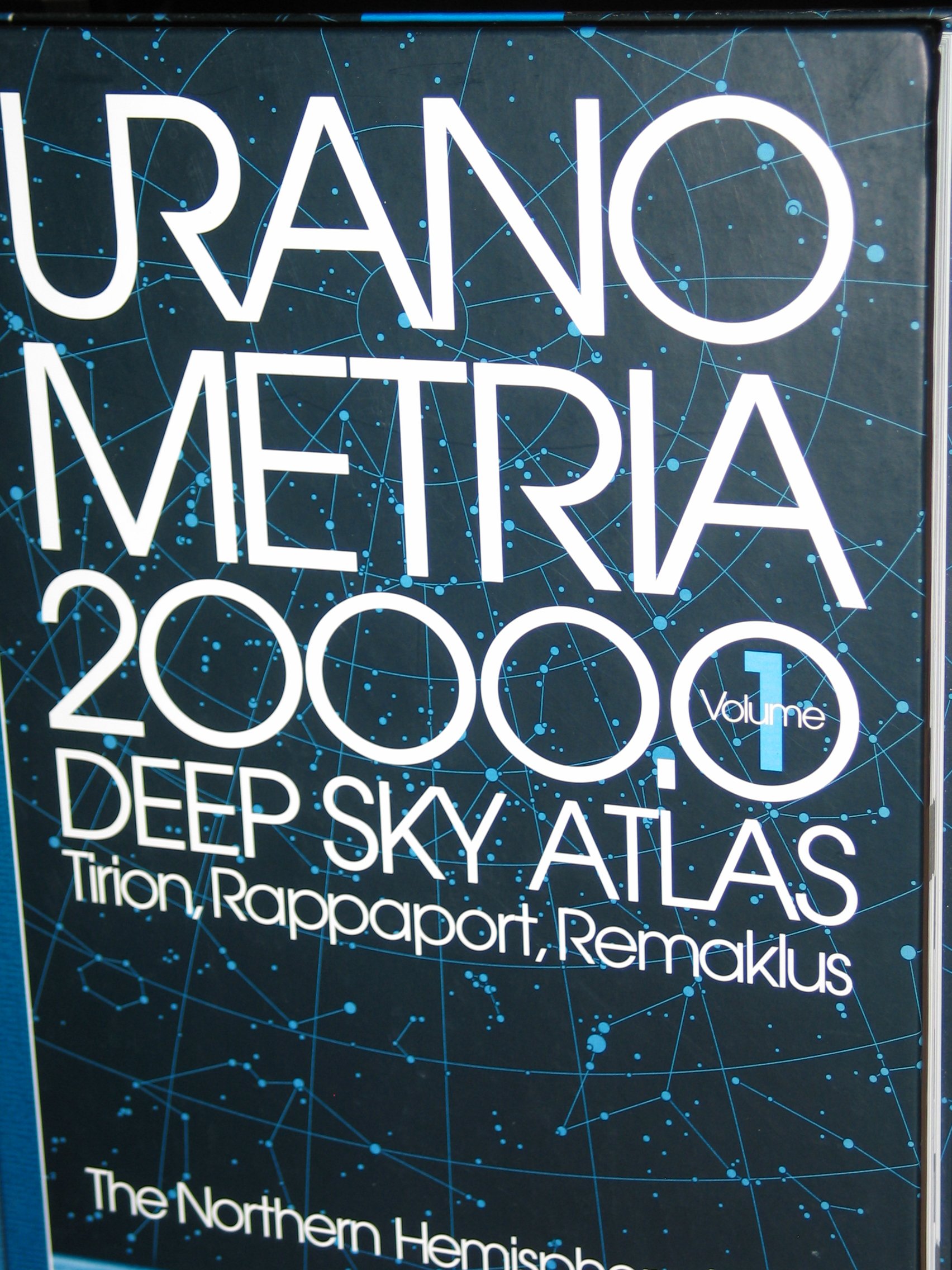 Buy Uranometria 2000.0: Deep Sky Atlas, Tirion, Rappaport, Remaklus : The Northern Hemisphere to - 6 degree: 1 — BookShops.in
