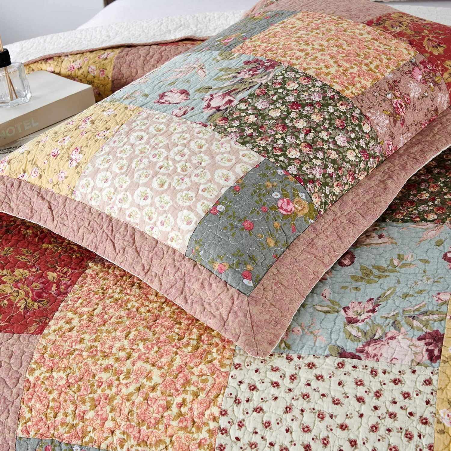 KASENTEX 100% Cotton Pillow Shams Floral Patchwork Design, Soft & Machine Washable Standard Pillow Covers, Two Standard Shams 20x26, Boho-Royal Garden