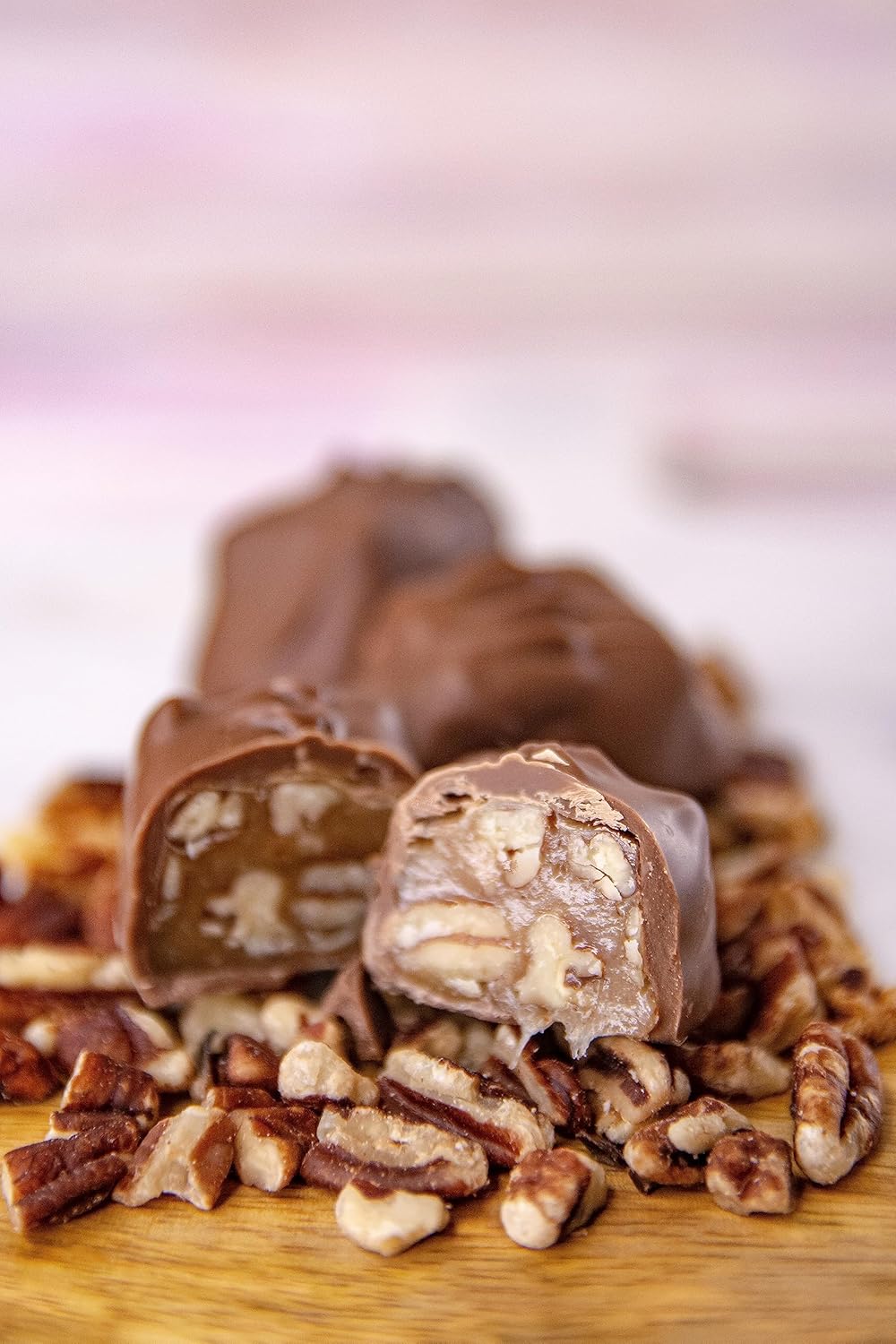 Wockenfuss Candies King Tut (chopped pecans and caramel), Milk Chocolate - 1lb
