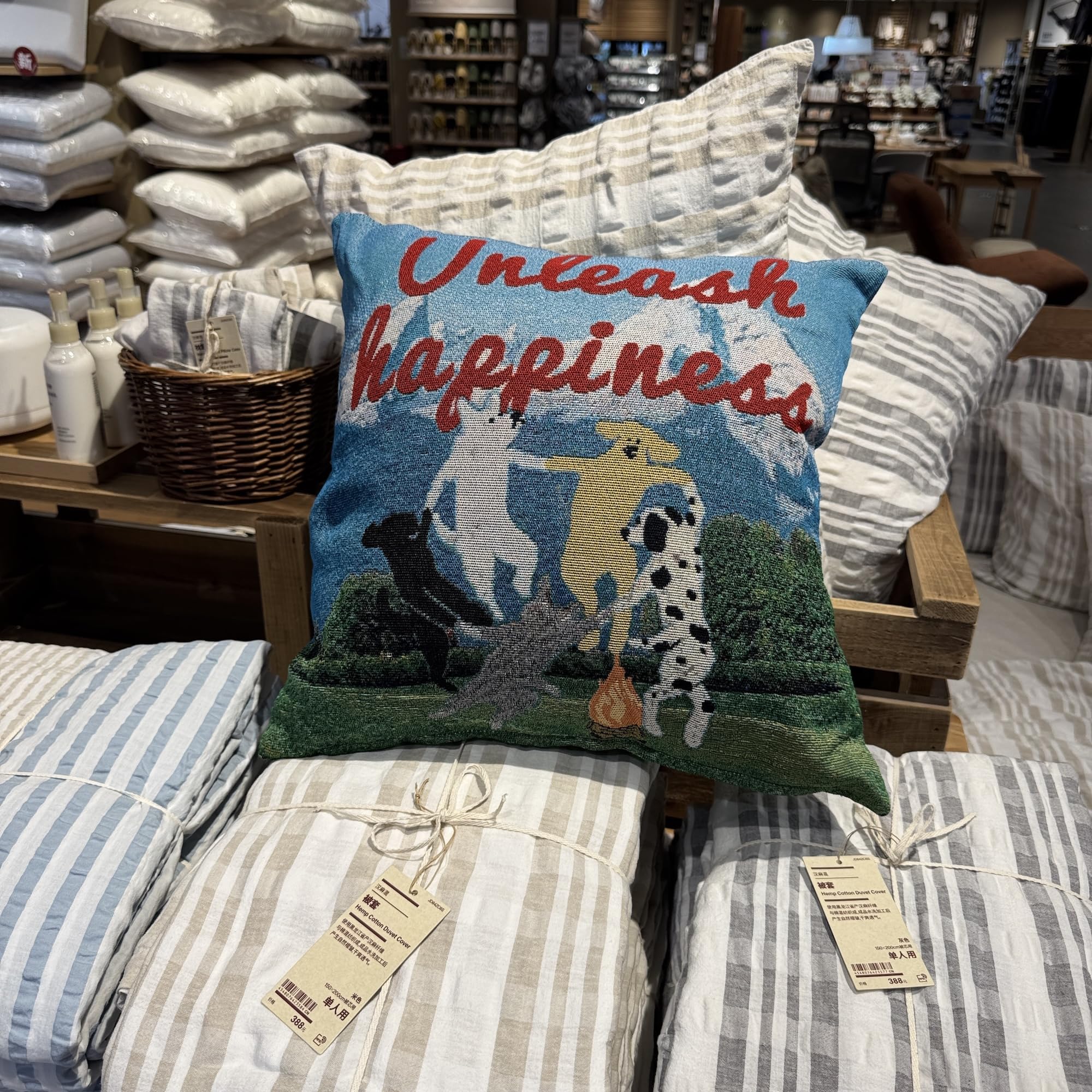 Amazon.co.jp: 北欧風 ユニーク デザイン Unleash happiness 幸せを