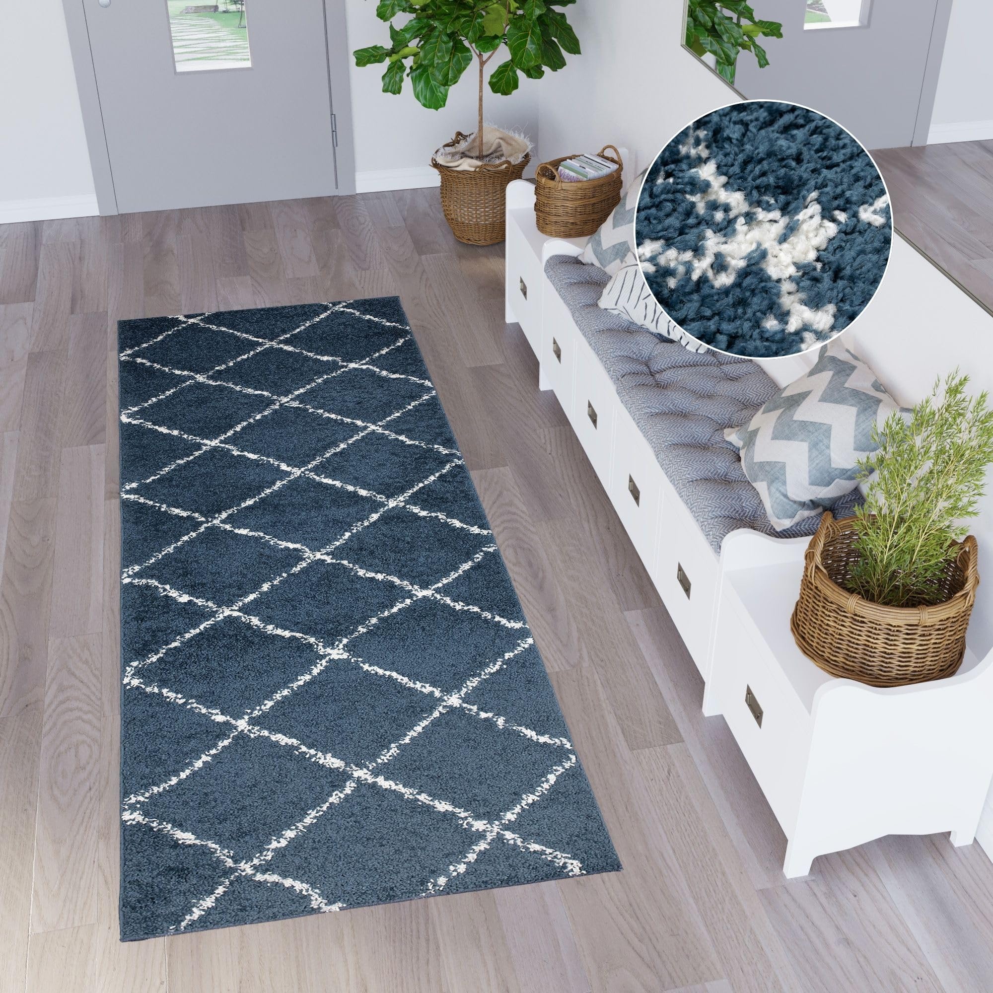 TAPISO Delhi Tapis Couloir Long Tapis au Mètre Tapis de Passage Poils Longs Tapis Salon Chambre Entrée Moderne Bleu Foncé Blanc Losanges Moelleux Oeko-TEX 60 x 120 cm