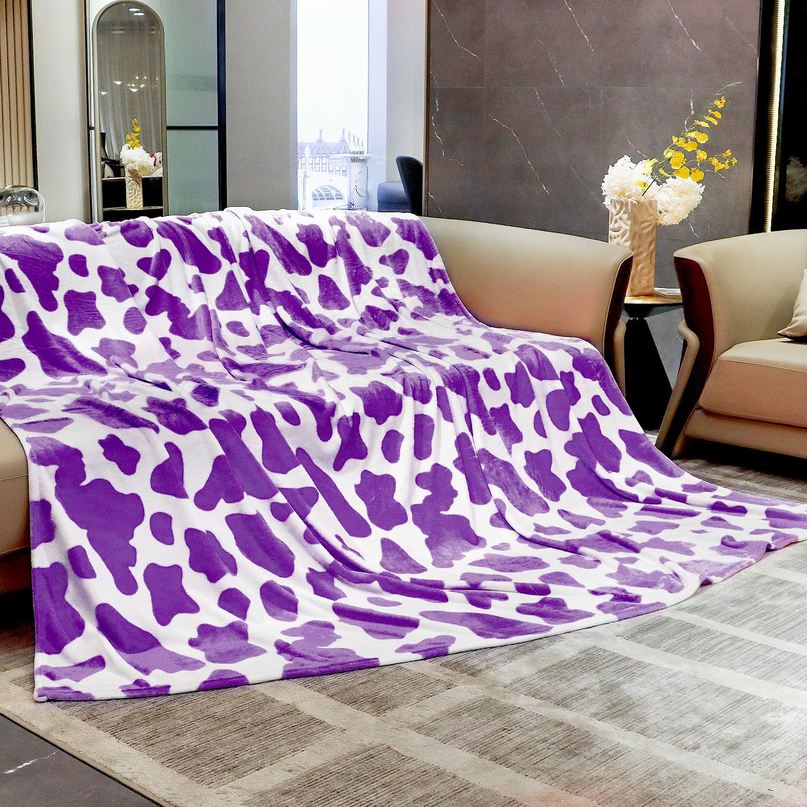 HSEEC Purple Blanket Queen Size Bed Soft Throw Blankets for Couch, Lightweight Fuzzy Fleece Lavender Throw for All Seasons - Purple Cow Gifts, Cute Bedroom Decor for Women Girls 90" x 90"