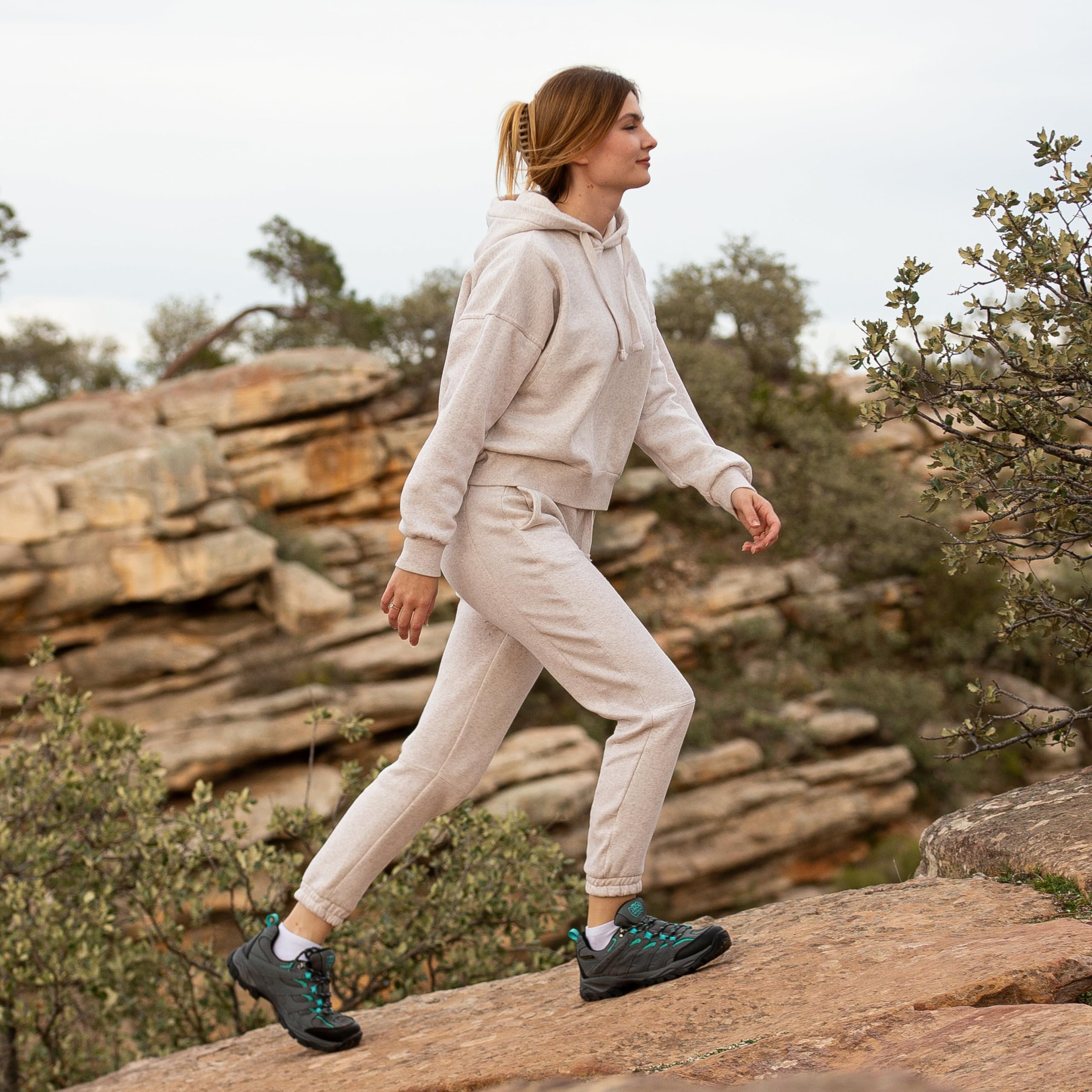 Jack Walker Zapatillas de Senderismo para Mujer Calzado cómodo de Piel de Ante con Plantillas de Espuma viscoelástica para Senderismo Actividades Casuales y al Aire Libre Lily Gris