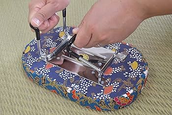 Amazon|住友産業 コンパクト らくらく正座椅子D-8 ワンタッチ式 青 Amazon|住友産業 コンパクト らくらく正座椅子D-8 ワンタッチ式 青