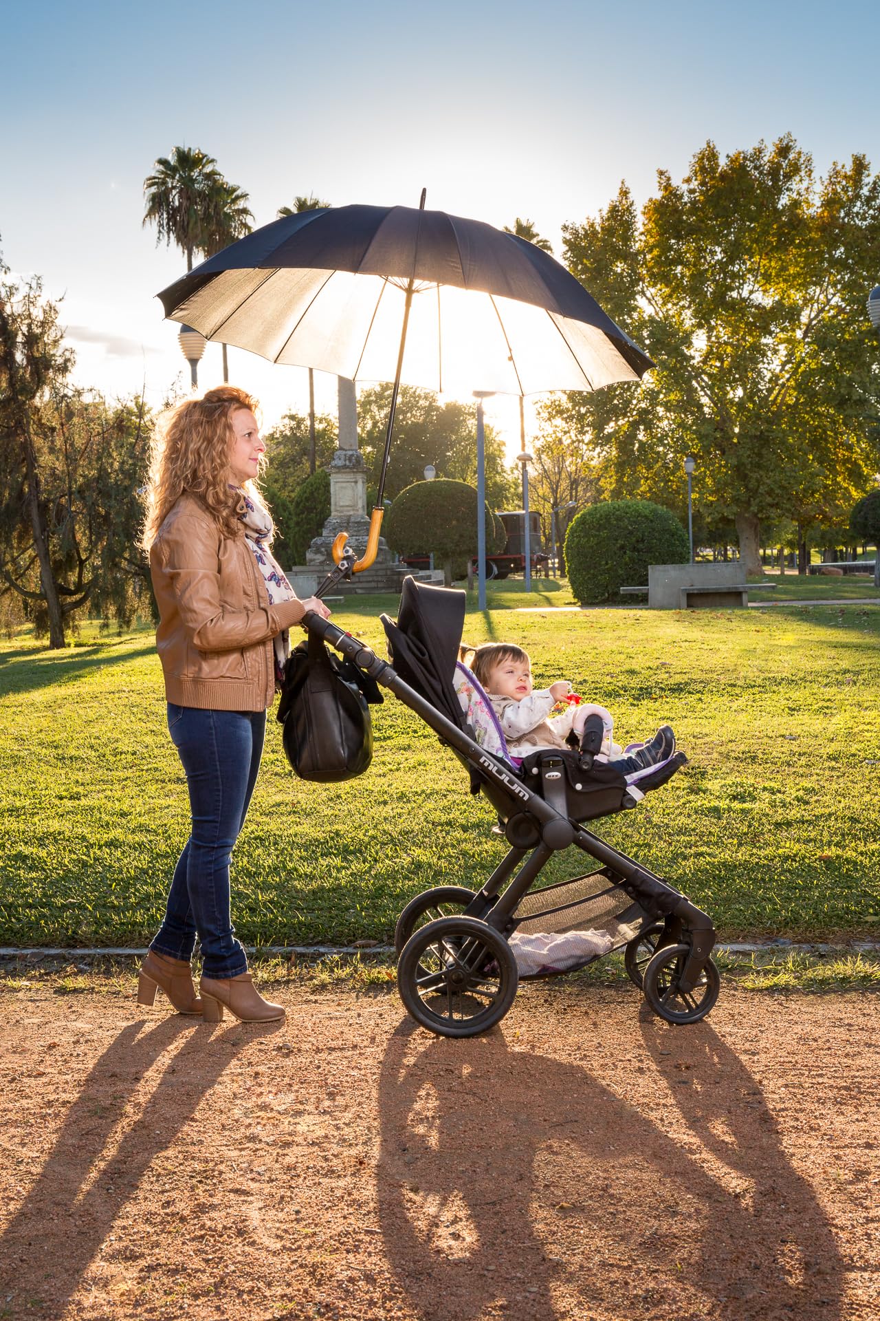 Porte Parapluie Universel Poussette Fauteuil Roulant Vélo Support Réglable Ombrelle Parapluie Mains Libres Compatible Chariot Golf Trottinette Breveté Fabriqué en Espagne (STANDARD - Tubes de 16-28mm)