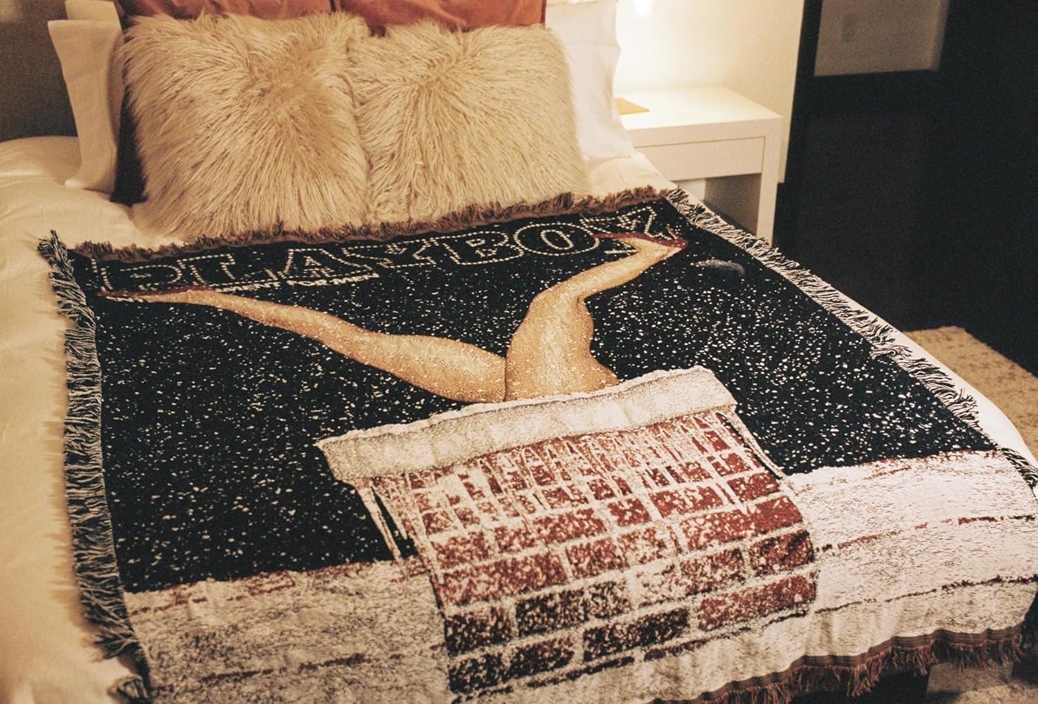 Playboy December 2013 Cover Blanket - Retro Throw Blanket Featuring Mr Mascot - Lightweight Cotton Blend Art Blankets - Decorative Couch Throw - Unique Artist Blankets Gift for Art Lovers