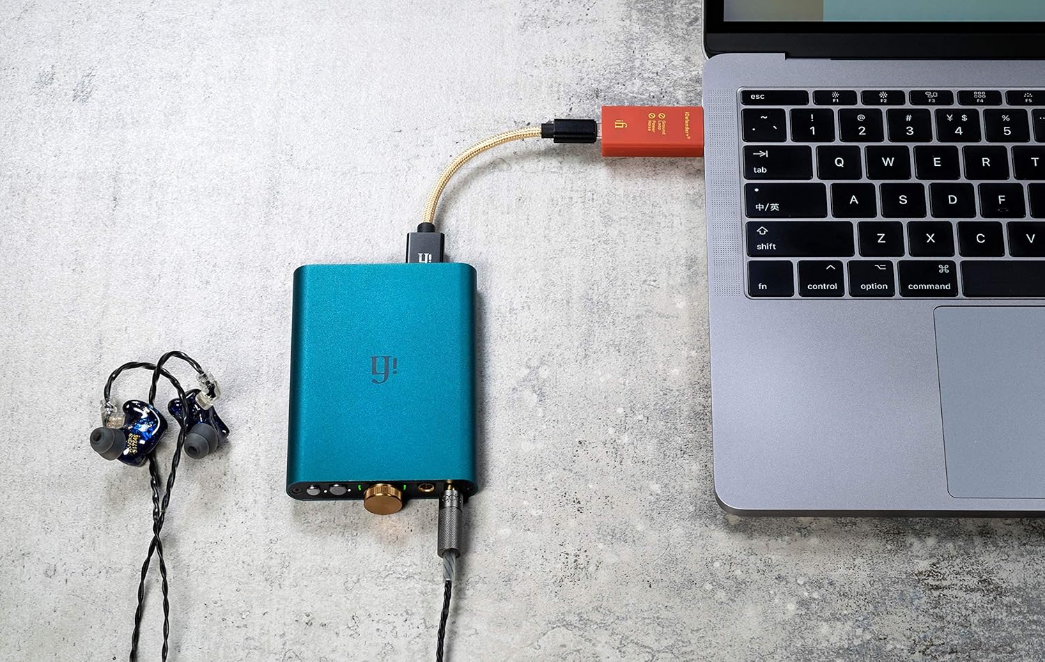 iFi iDefender+ USB Audio Ground Loop Eliminator (Type A > A)
