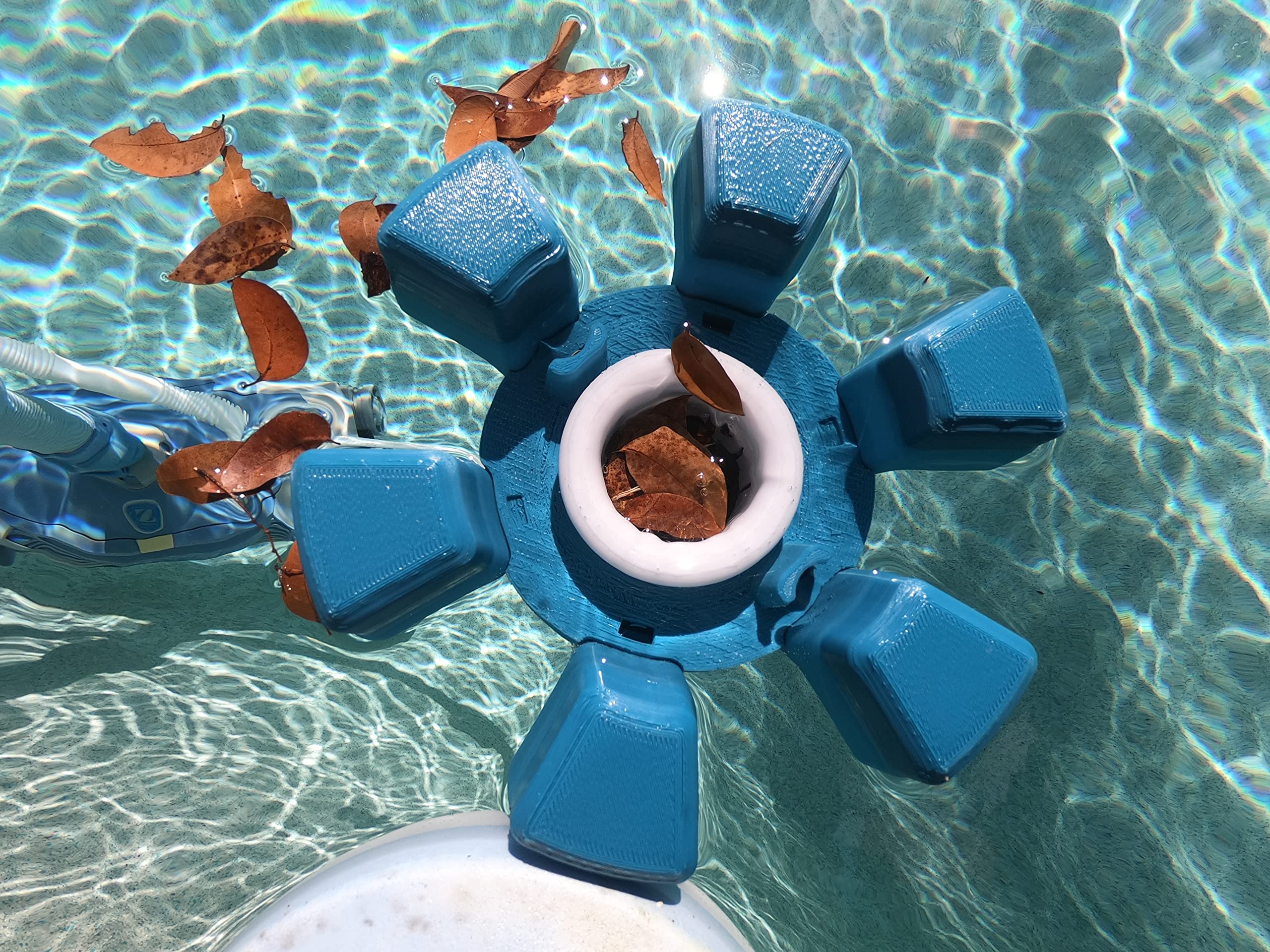 SkimmerMotion Xtreme The Automatic Pool Cleaner Clarifier Pool