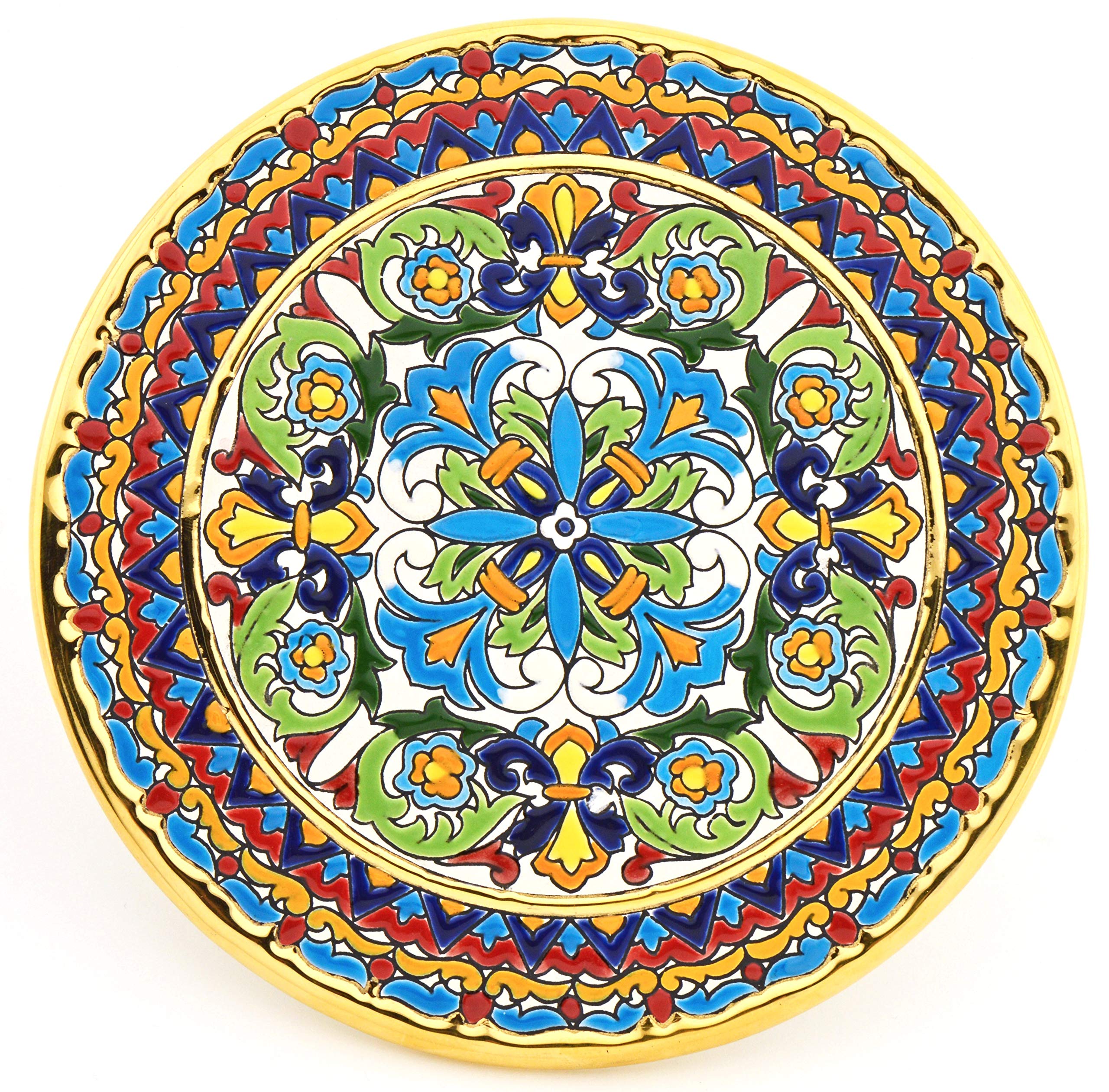 ART ESCUDELLERS WALL PLATE MODEL 32, decorative ceramic plate for hanging handpainted with the dry rope (cuerda seca) technique GOLD OF 24 K (Carat). 21cm diameter.