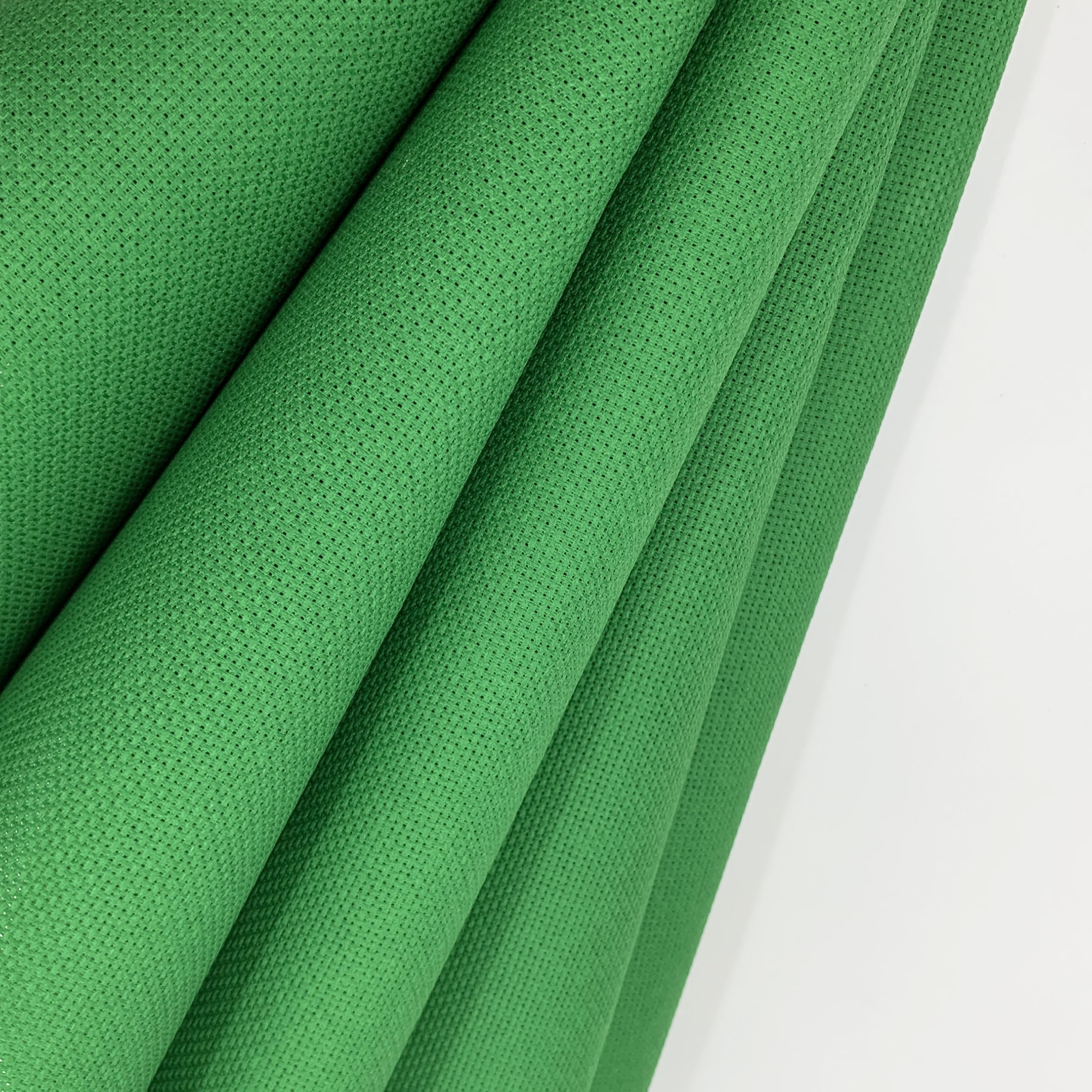 Aida Cloth 14 Count Cross Stitch Fabric Cross Stitch Aida Cloth for Embroidery and Needlework (Green, 30 * 39inch)