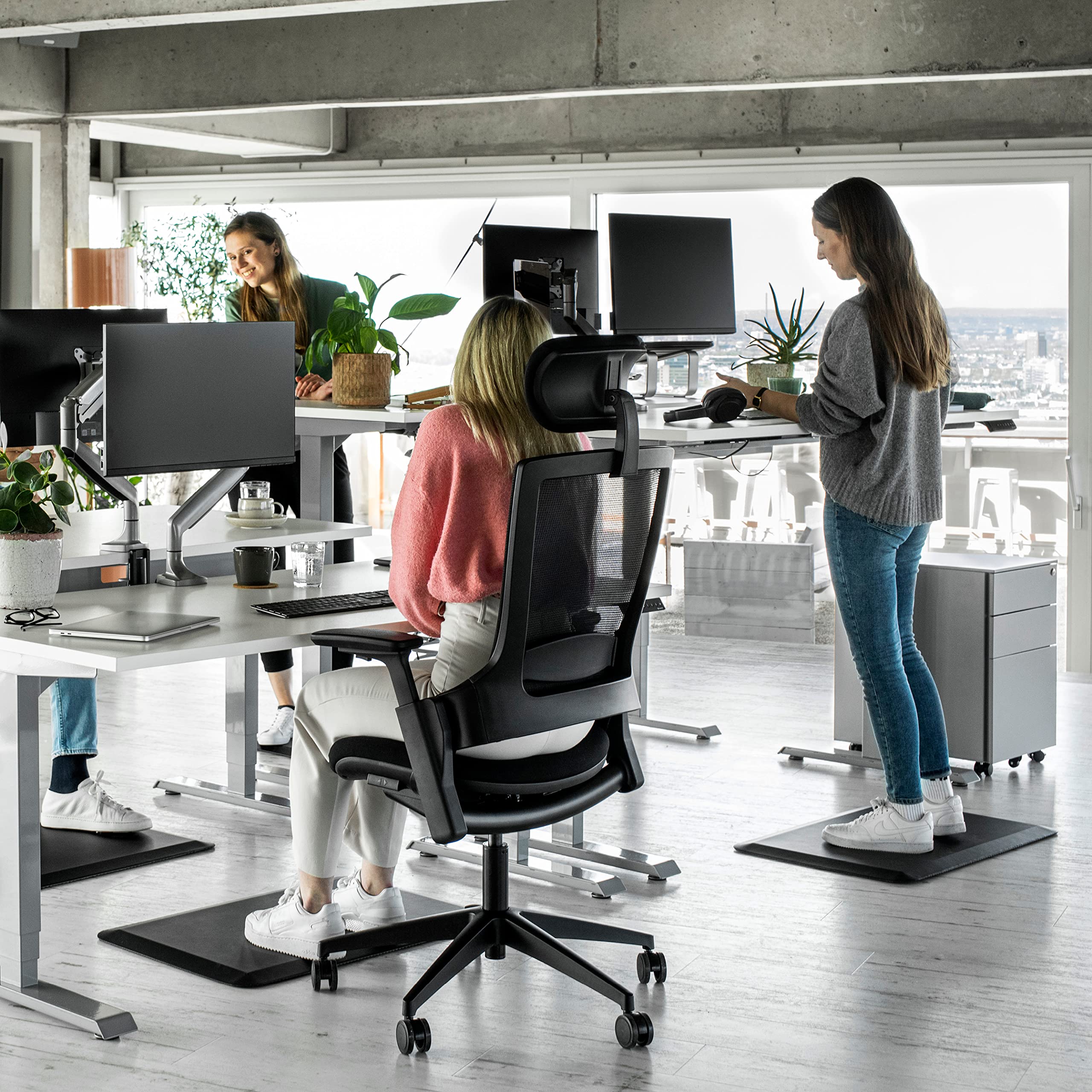 Ergotopia Anti-Ermüdungsmatte für Steharbeitsplätze - Ergonomische Arbeitsplatzmatte für gesundes & schmerzfreies Stehen - rutschfeste Stehmatte aus umweltfreundlichem PU (Schwarz)