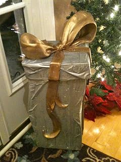 indoor, Outdoor Decorative Christmas & Holiday Present, Packages, Ribbons, Bows, Hand Sculpted Gifts