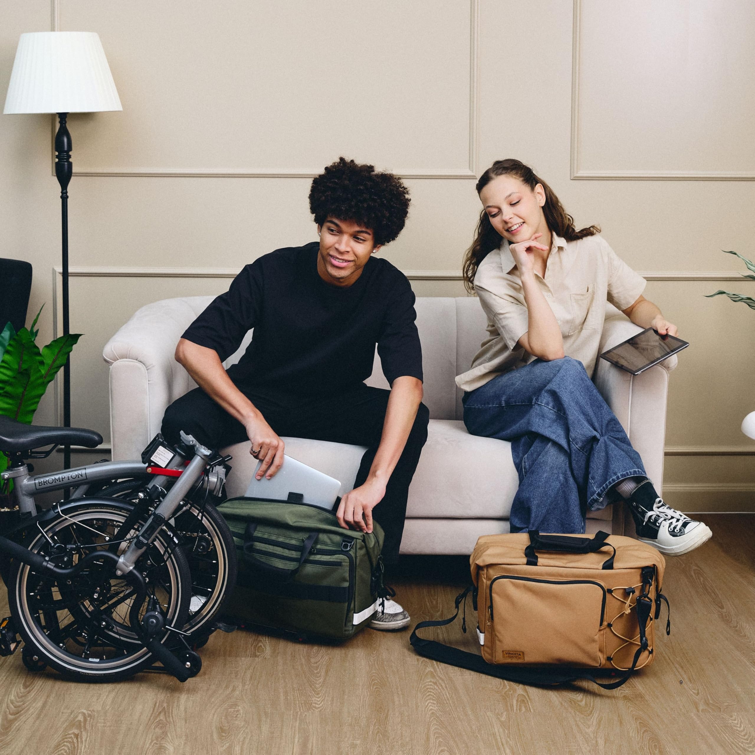 Vincita Nash Pro Bag – Borsa da portapacchi Premium per Brompton P Line & Advance Roller Rack, supporto KlickFix UniKlip 2, design senza colpo di tallone, elegante e funzionale per pendolarismo e