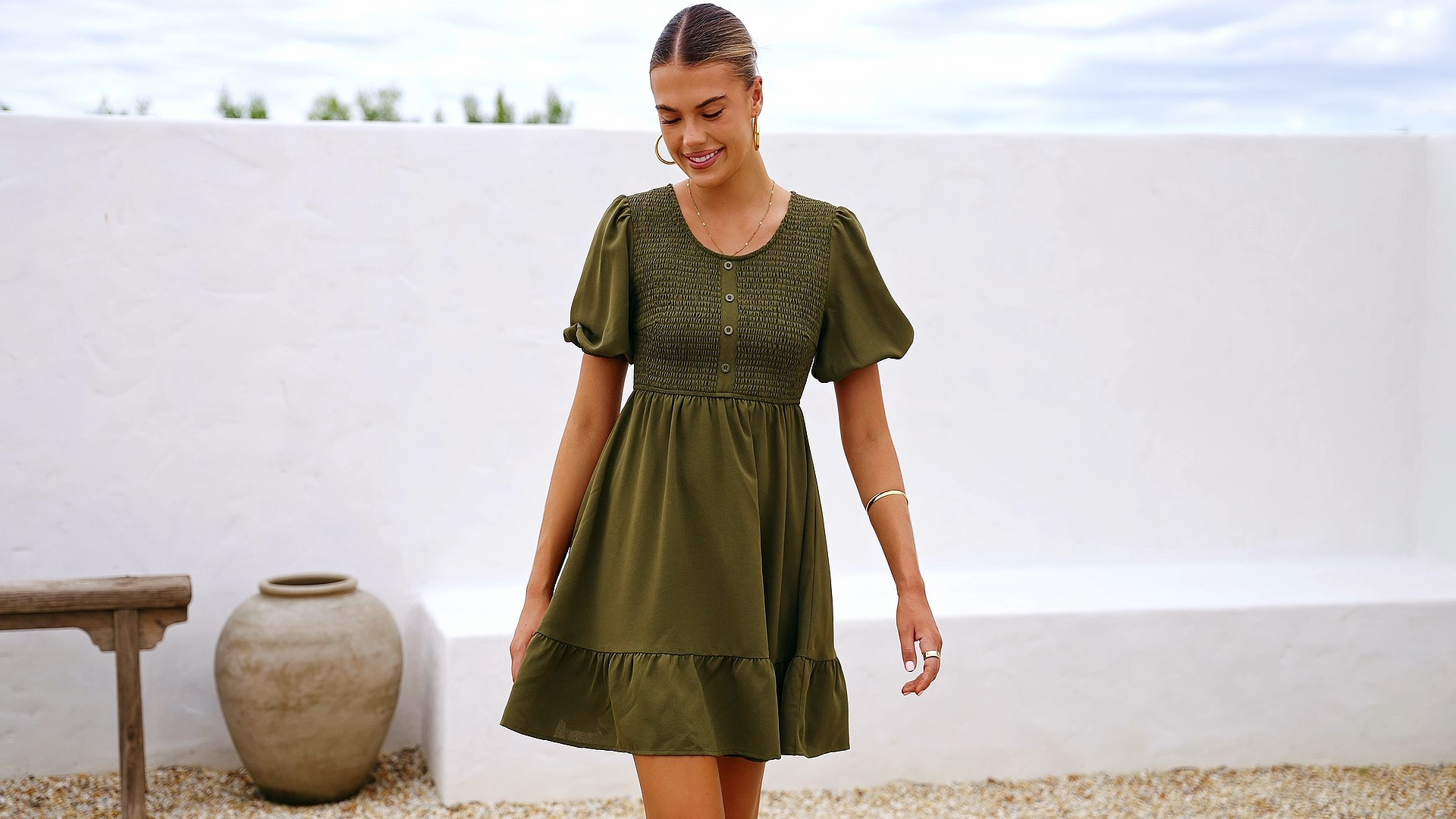 BTFBM Spring Empire Waist Dress for Women 2025 Summer Smocked Crewneck Puff  Short Sleeve Beach Vacation Mini Dresses(Green, Small) at Amazon Women's  Clothing store