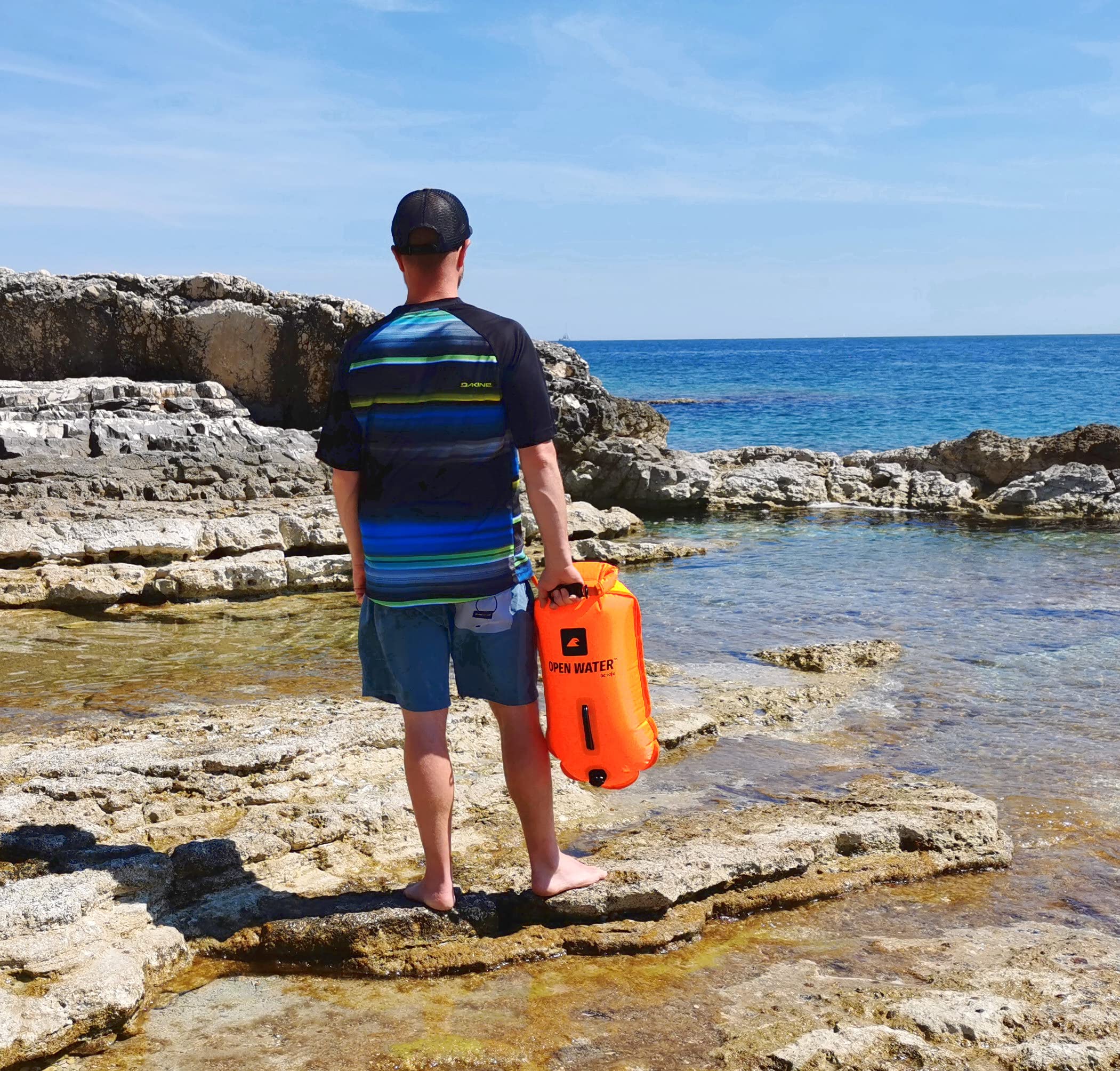 OPENWATER Bouée de natation gonflable XL - grande bouée de sécurité avec une poche pour les choses 28L orange