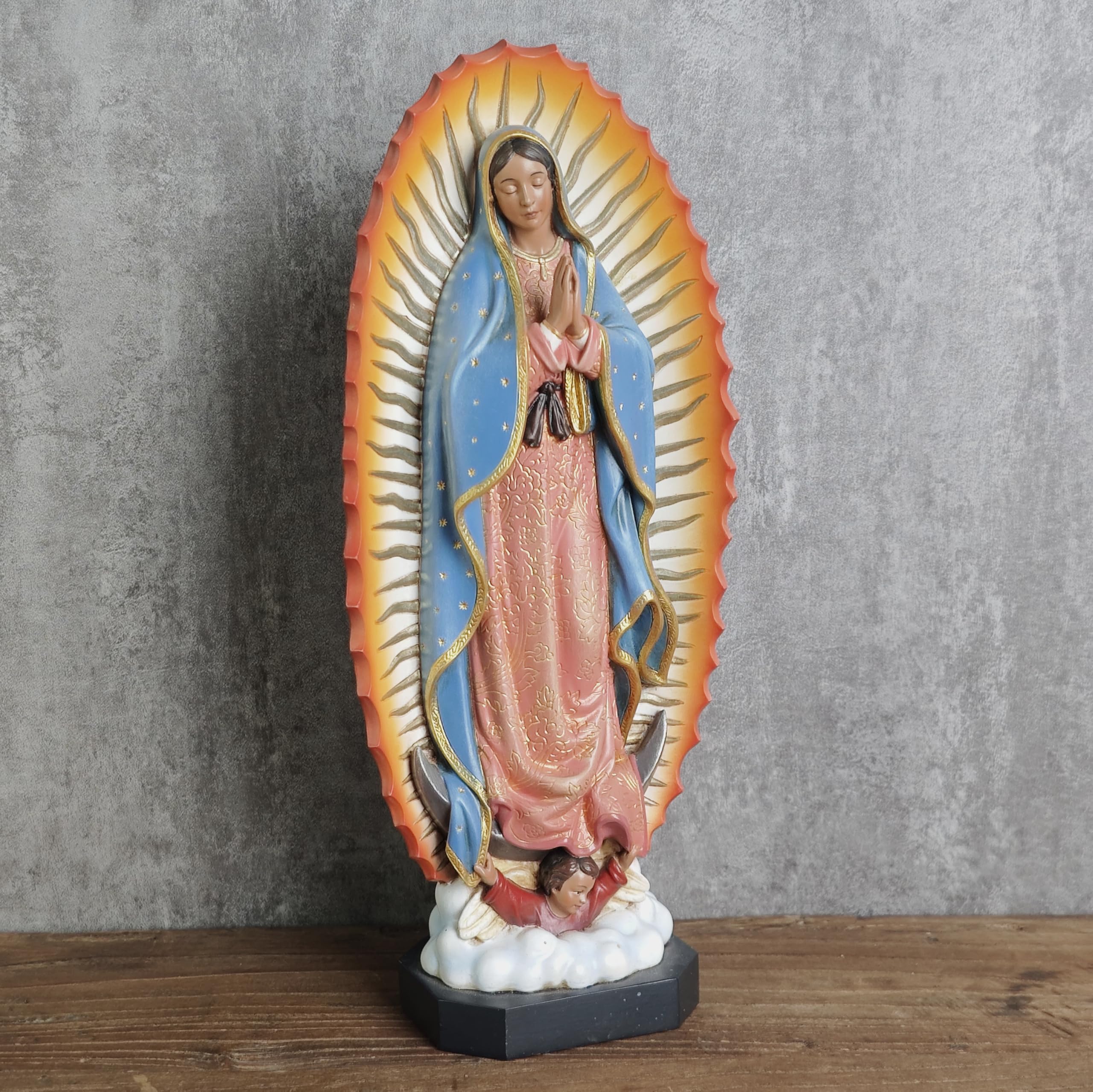 Buildclassic Statue catholique Notre-Dame de Guadalupe, figurine de Vierge de Guadalupe, cadeau religieux pour la fête des mères, décoration d'intérieur inspirante, 27,2 cm de haut, sculpture peinte à