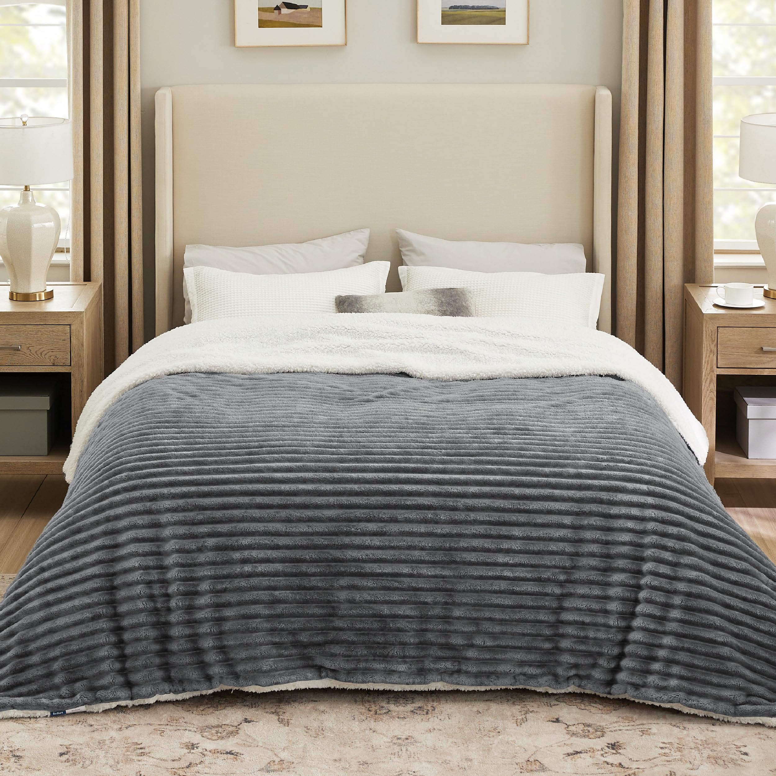 Bedsure Sherpa Fleece Large Blanket - Thick Blanket, Dark Grey, 240x220cm
