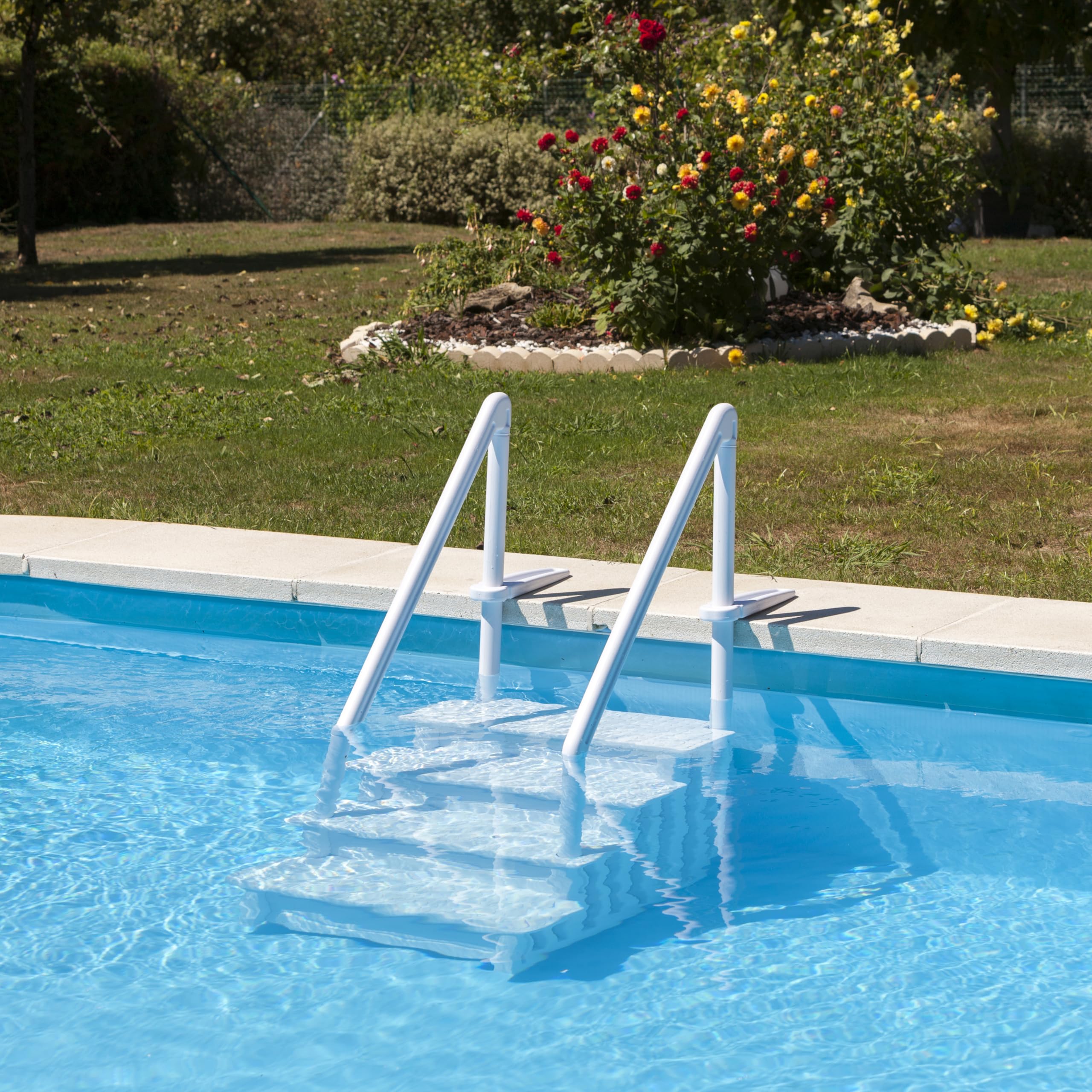 GRE EPE30 Échelle intérieure antidérapante Piscine enterrée 4 marches synthétique Blanche 80 x 92 x 206 cm