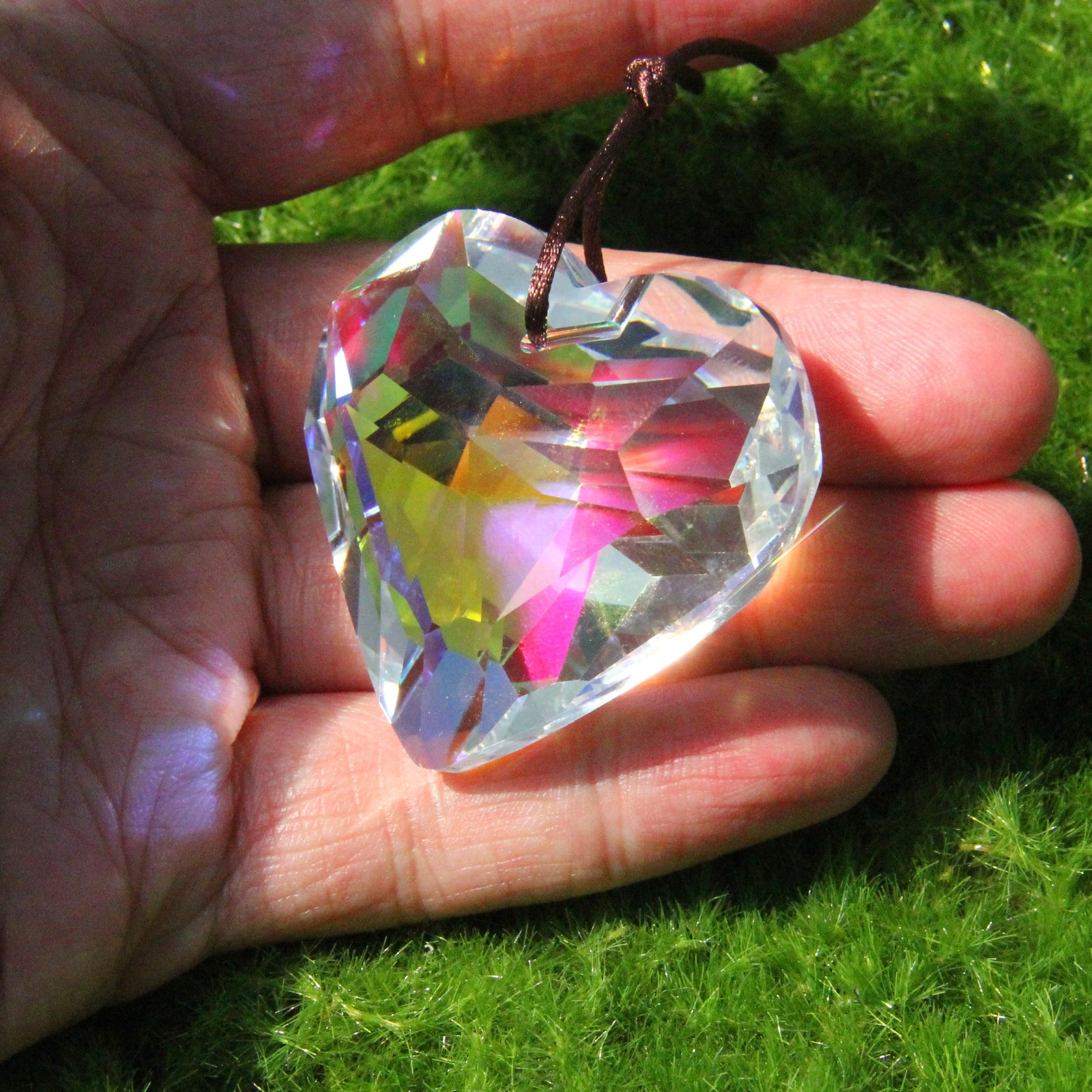 WIKICRYSTAL Crystals Prisms Heart Pendant Suncatcher for Windows Hanging Crystal Light Catcher Ornament Rainbow Maker Sun Catchers