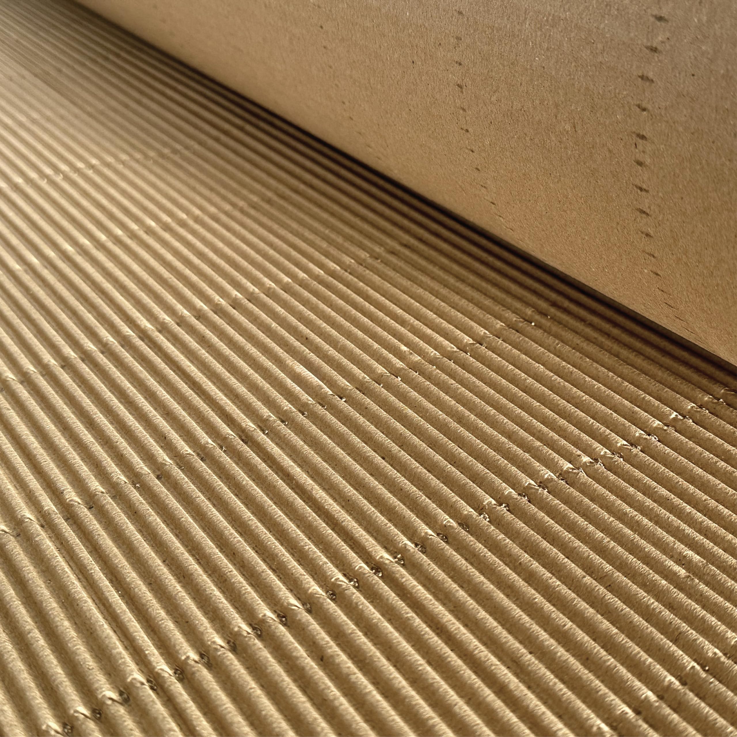 Rollo de Cartón Ondulado 0.9 x 25 m (22.5 m²) Espesor de 3 mm | Varias Medidas | Cartón Corrugado Ideal para Cubrir Suelo Pintor, Protector Muebles, Embalaje