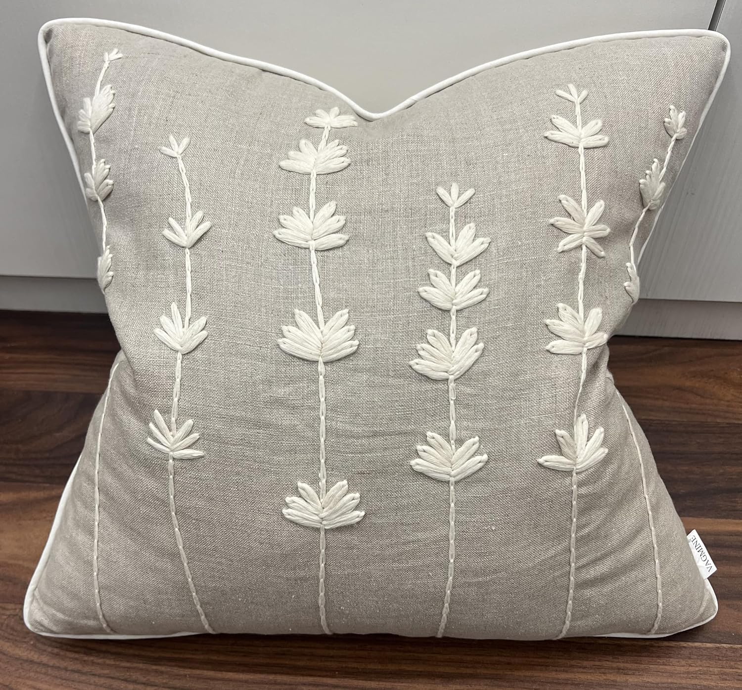 VAGMINE Hand Embroidered Linen Throw Pillow Cover 18x18 – Natural Square Decorative Accent Cushion for Sofa, Bed & Couch – Daisy