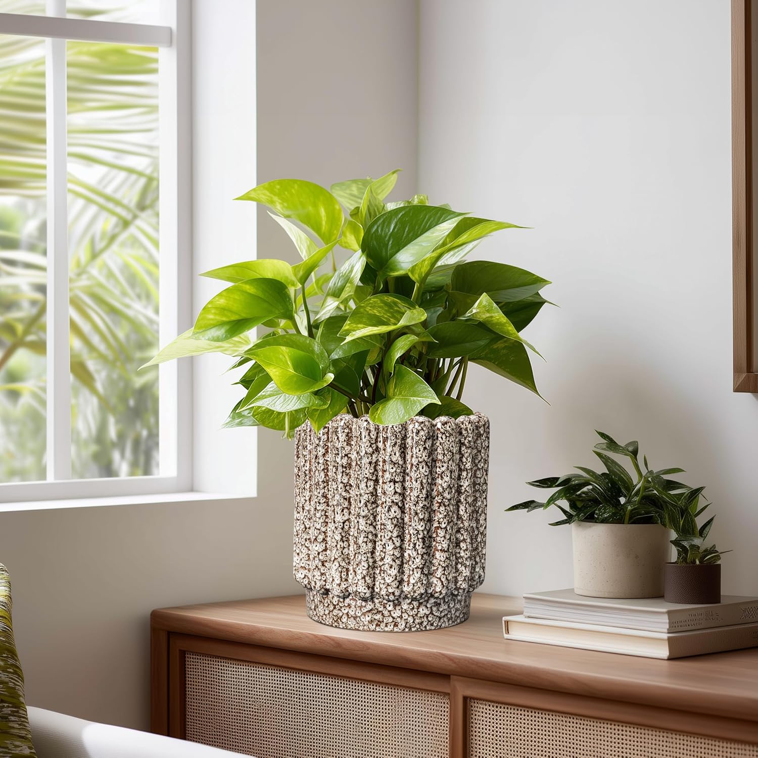 Ceramicfor Ceramic Plant Pots - 7.6 Inch Ceramic Planters with Drainage Hole, Fluted Round Planter for Indoor Plants, Decorative Flower Pots Outdoor, Desk Decor, Garden Gifts, Leopard Print White