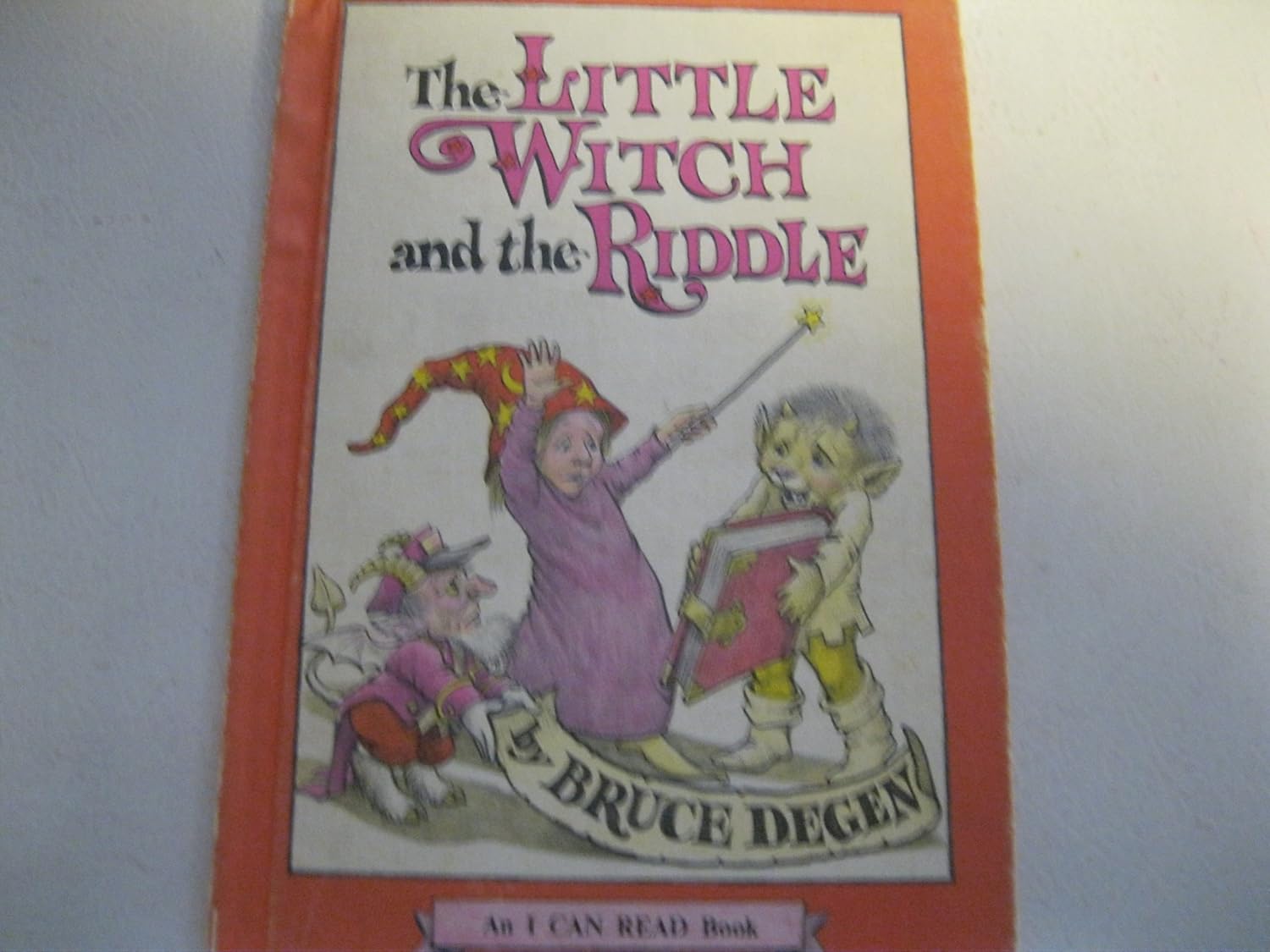 The Little Witch and the Riddle (I Can Read Book): Degen, Bruce ...