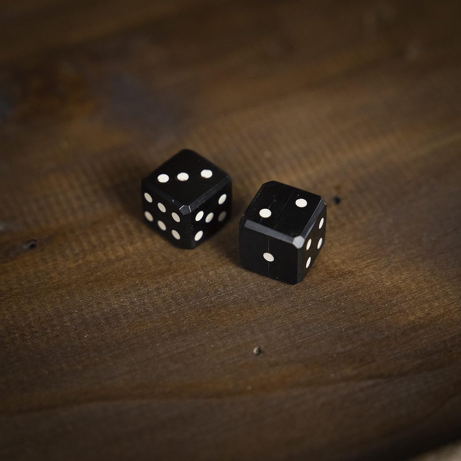 Lord of Battles Medieval Horn Dice Set of 2 with Inlaid Pips| Handmade from Natural Ox Horn |Extremely Robust and Efficient for Exemplary Performance