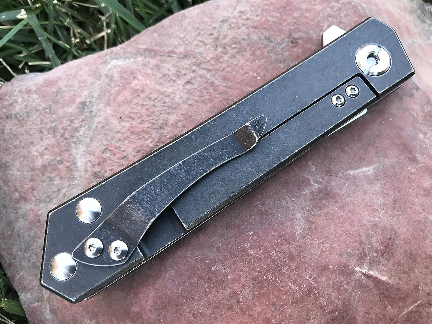 TACTICAL GEARZ Titanium Pocket Folding Knife for EDC, Solid Tc4 Titanium Handle, CPM-D2 Steel Tanto Blade, Includes Sheath (Saint DT)