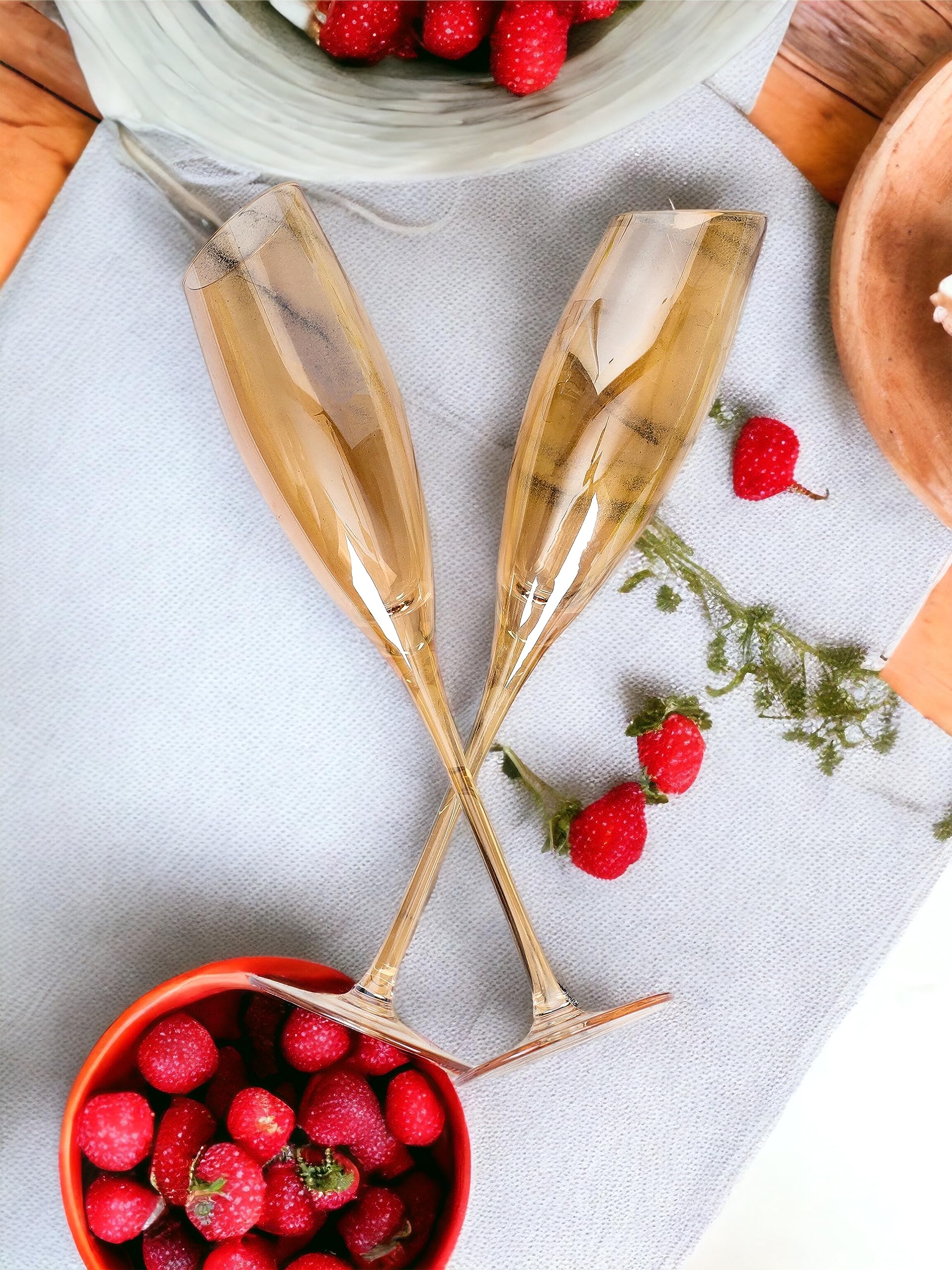 Luxrify Amber Champagne Flutes: Exquisite Design, Hand-Blown Craftsmanship, Ideal for Champagne Enthusiasts (AMBER, Pack of 2)